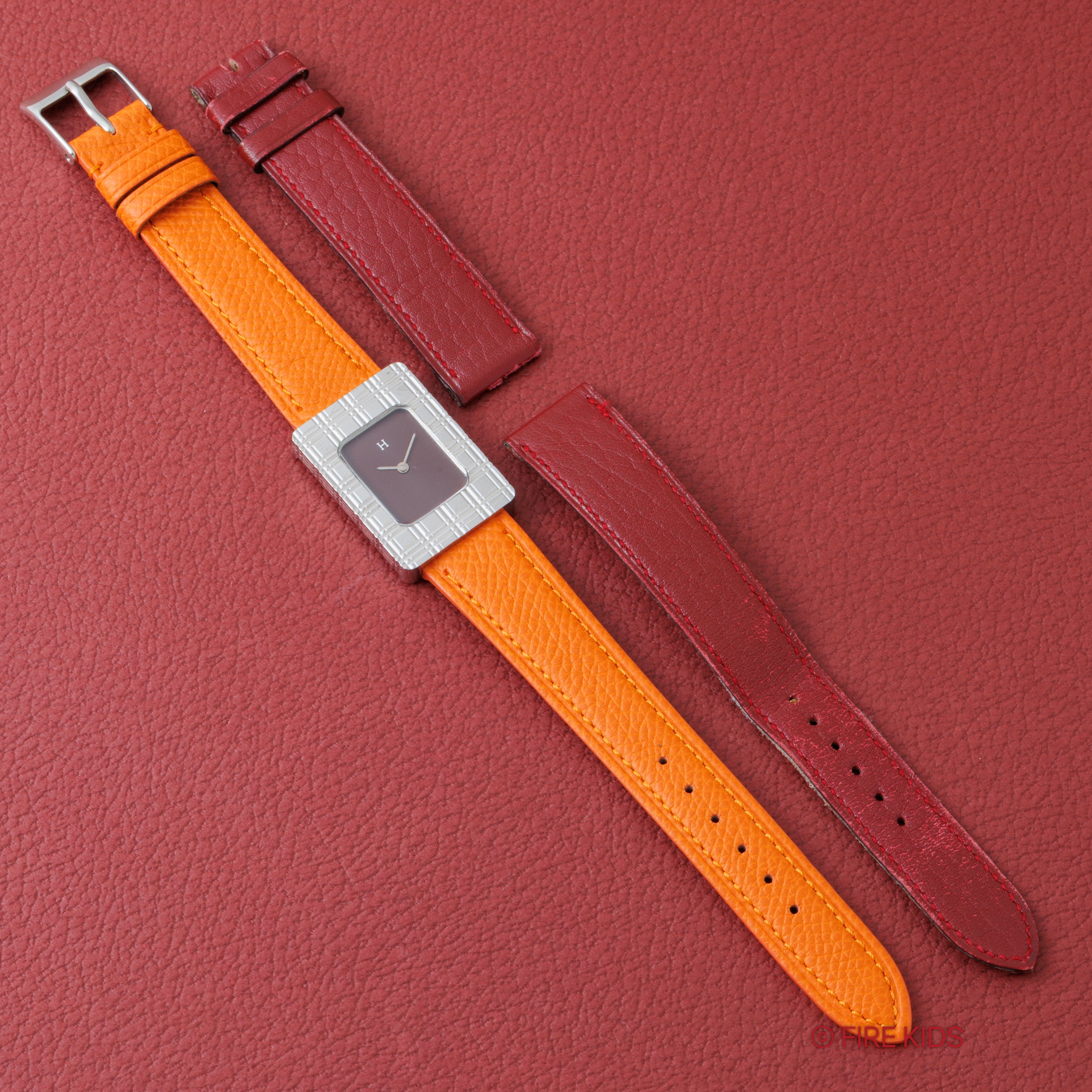 エルメス カレーシュ ボルドーダイヤル 手巻き 1980年代製