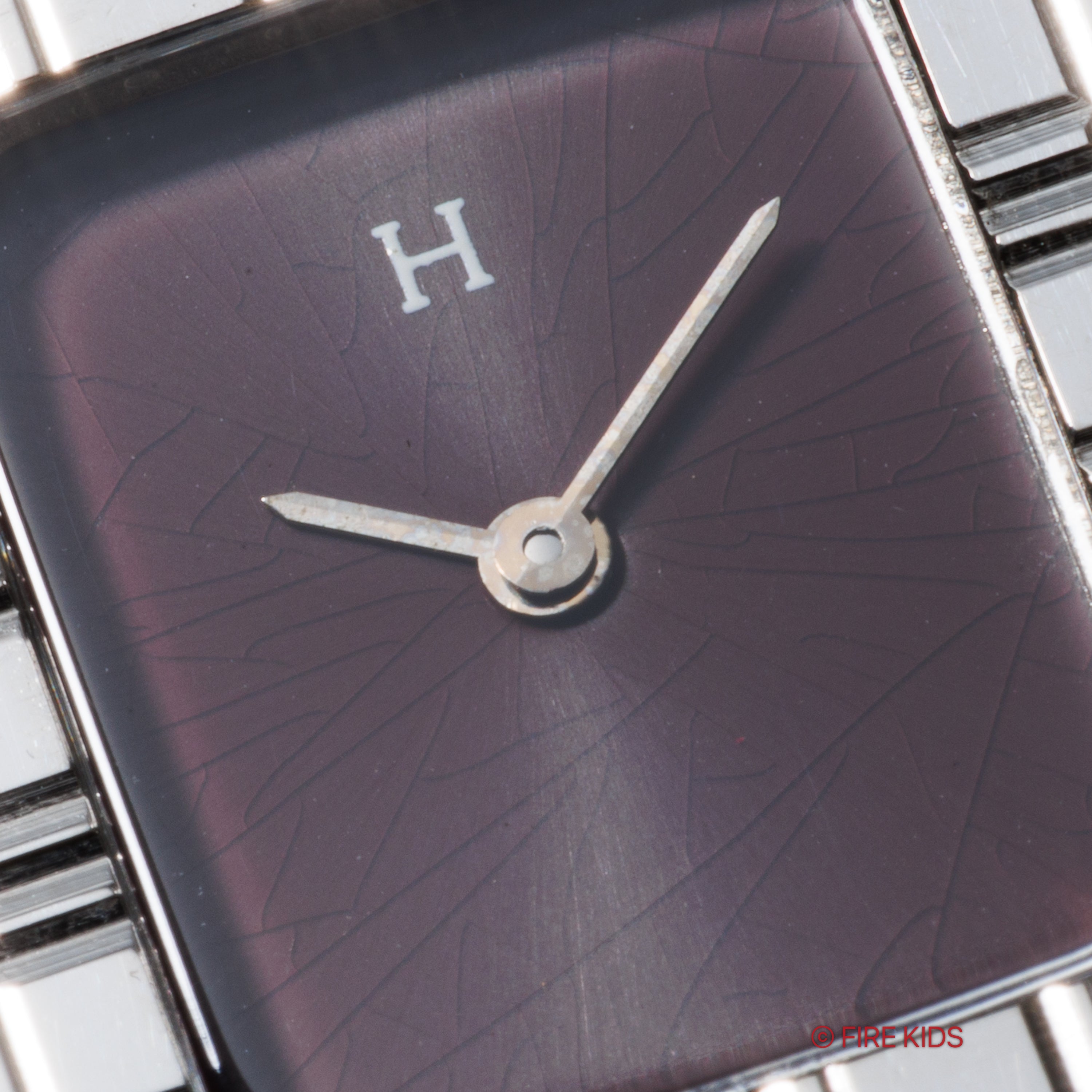 エルメス カレーシュ ボルドーダイヤル 手巻き 1980年代製