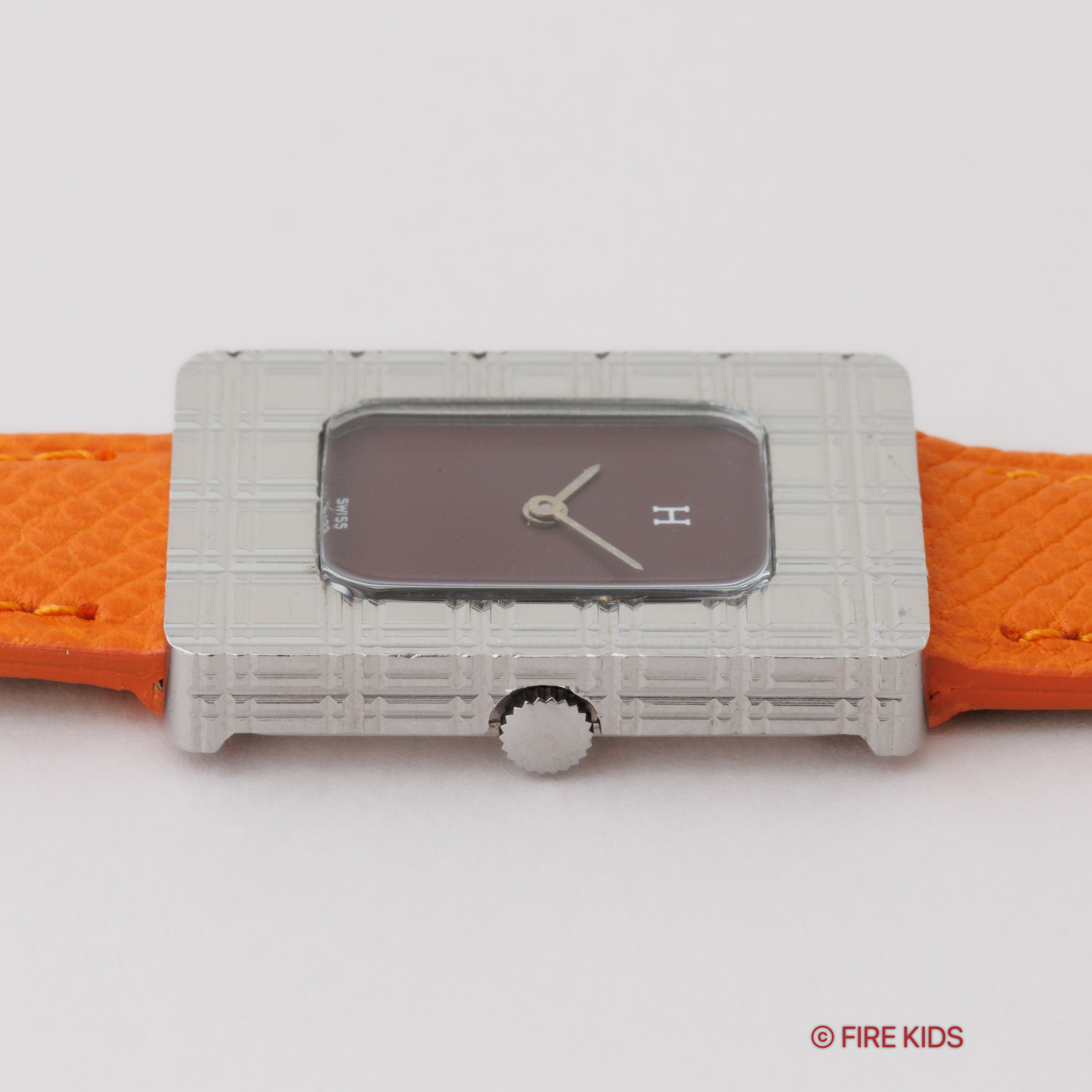 エルメス カレーシュ ボルドーダイヤル 手巻き 1980年代製