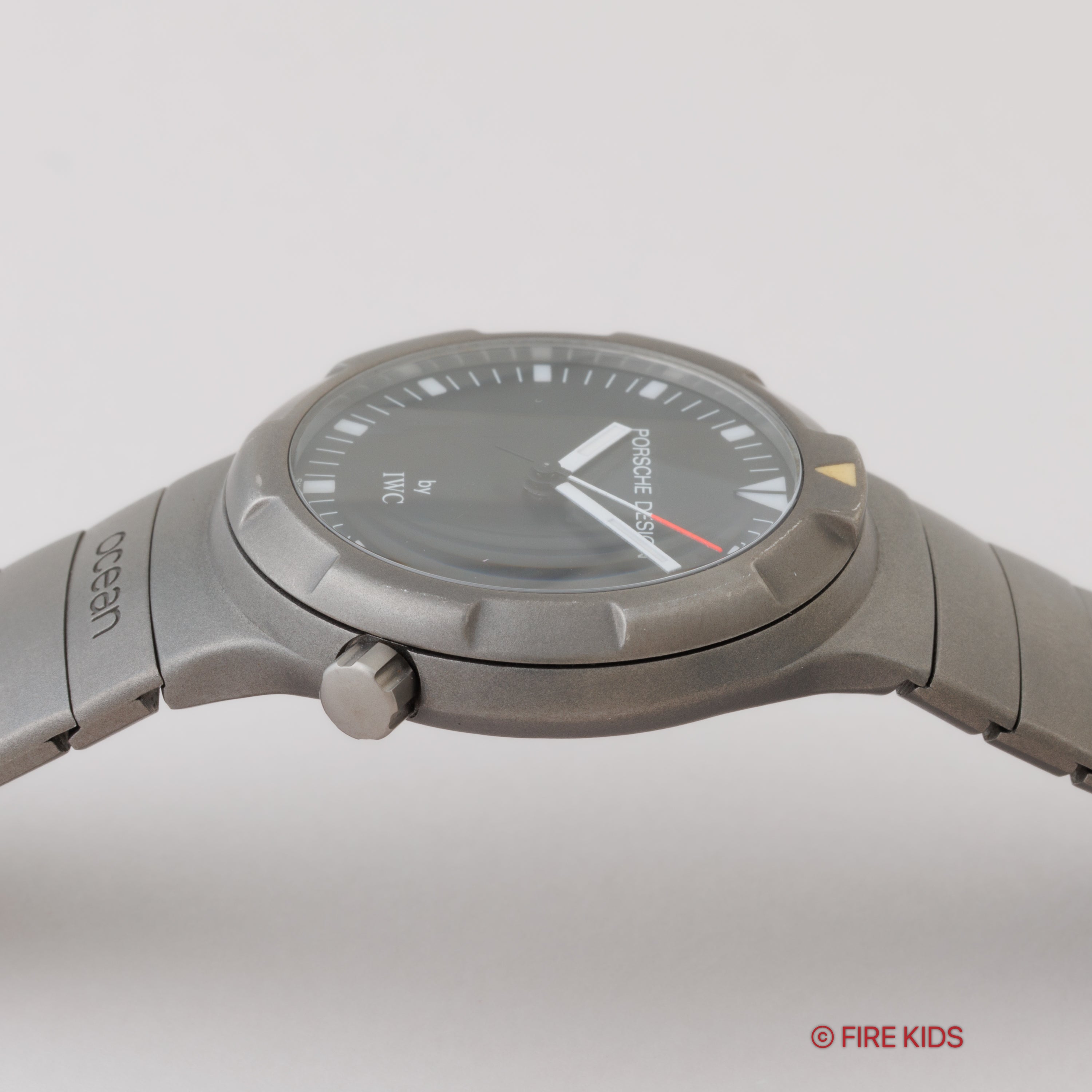 ポルシェデザイン by IWC 1986年製 オーシャン500 オートマチック 箱、修理明細書付き