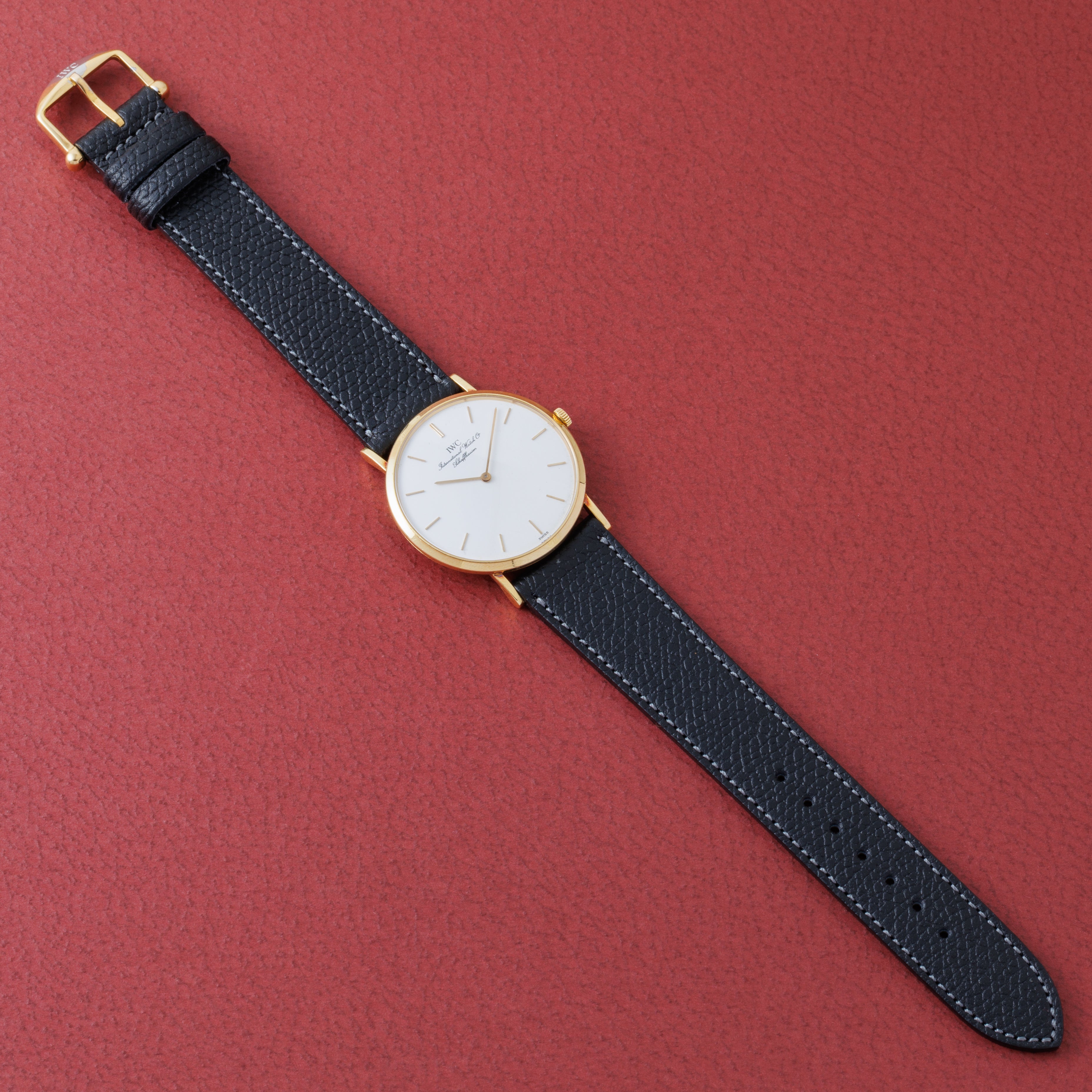 IWC 18金無垢ラウンドケース Ref.2010 1991年製 手巻き Cal.185 ホワイトダイヤル 純正尾錠