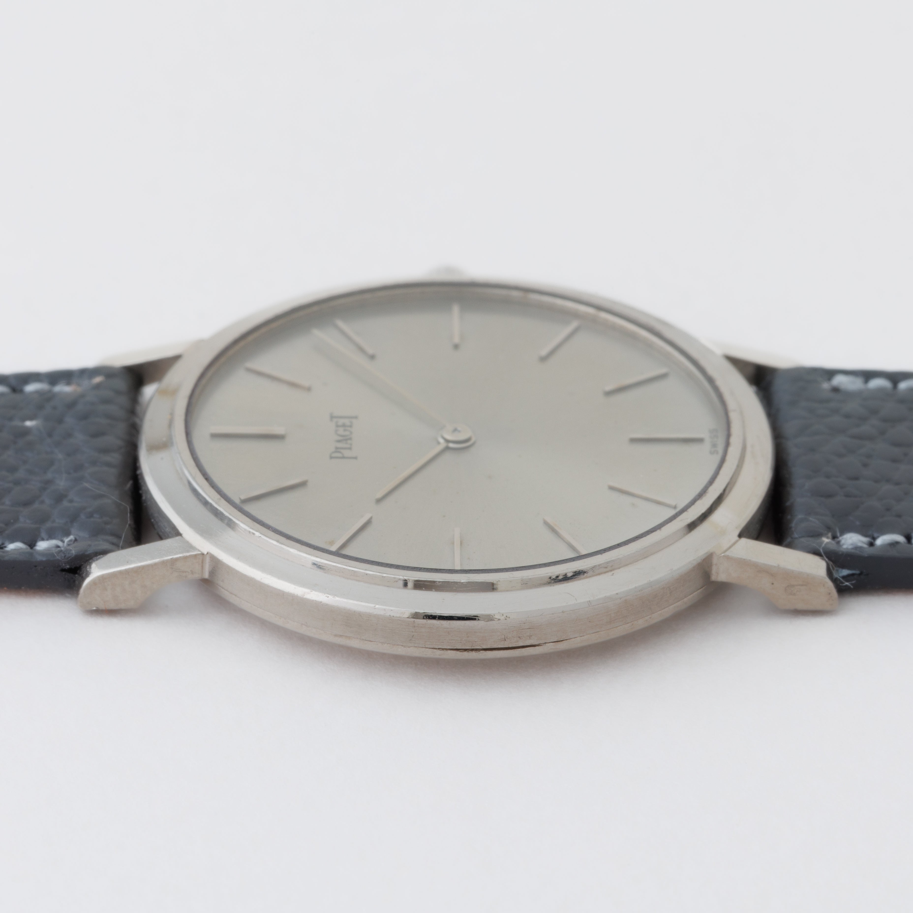 ピアジェ エクストラシン 18金無垢 ラウンドケース 1980年代製 手巻き Ref.9623