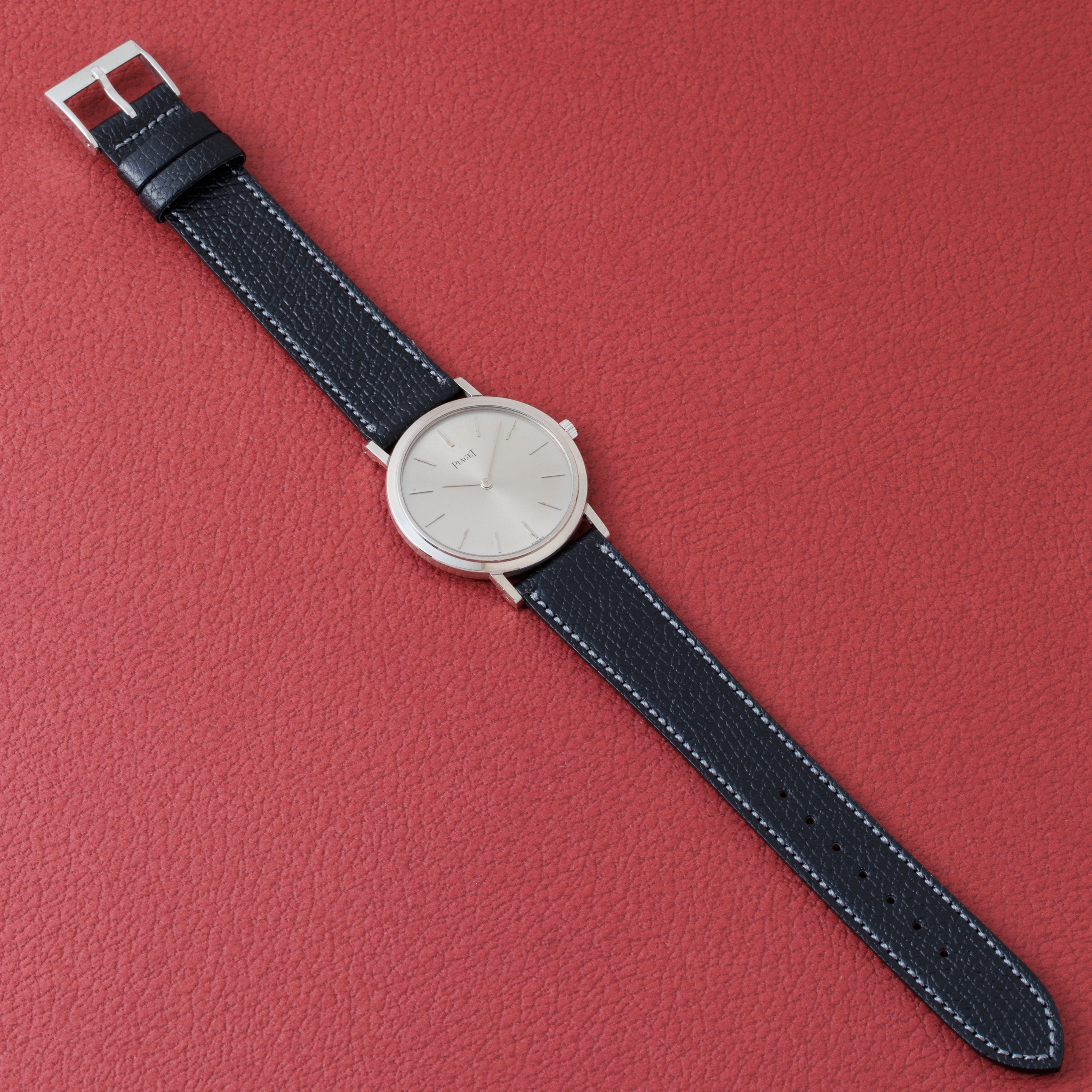 ピアジェ エクストラシン 18金無垢 ラウンドケース 1980年代製 手巻き Ref.9623