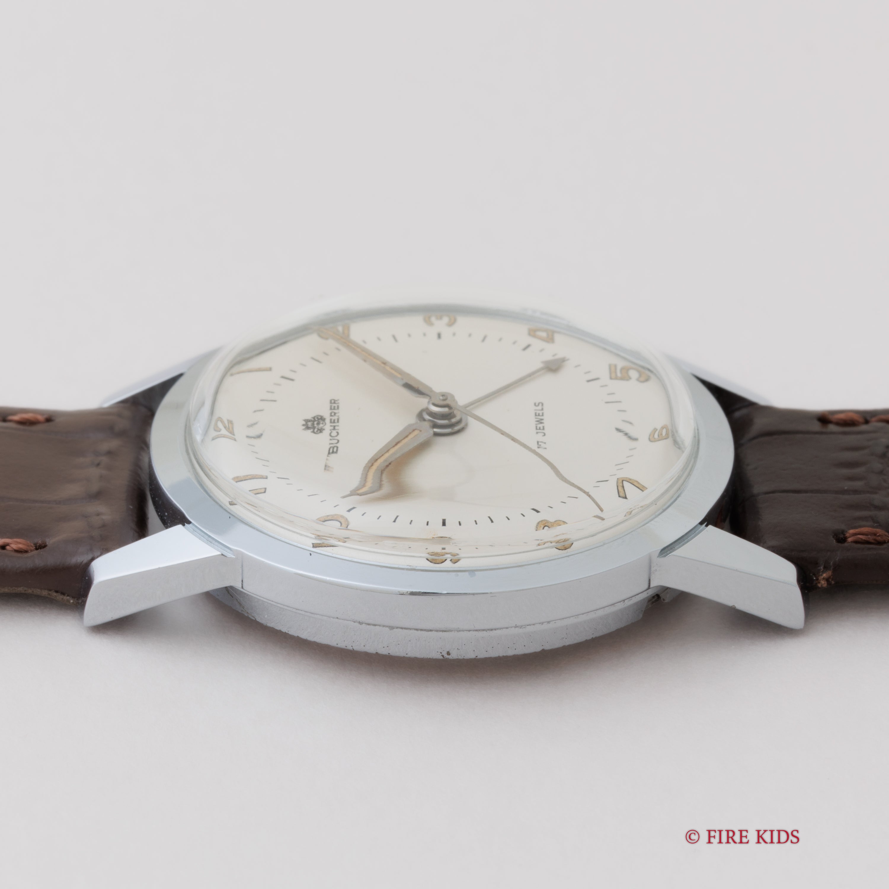 ブヘラ リストアラーム 1950年代製 アラビアダイヤル 手巻 Cal.AS1475