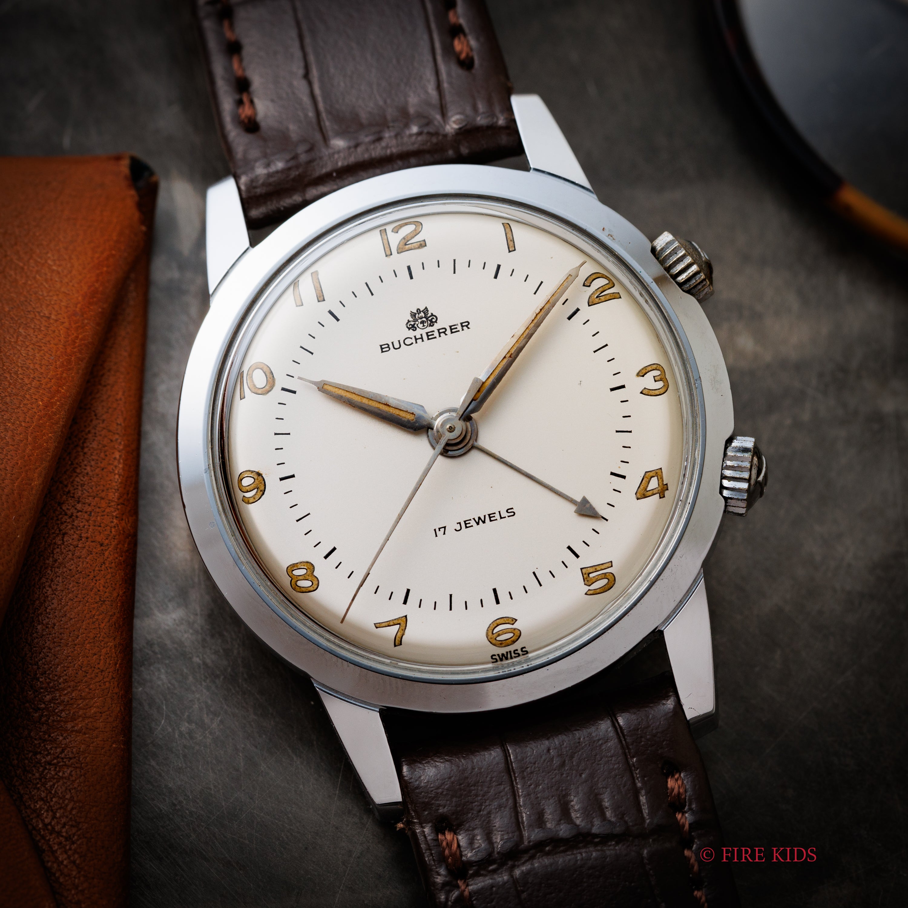 ブヘラ リストアラーム 1950年代製 アラビアダイヤル 手巻 Cal.AS1475