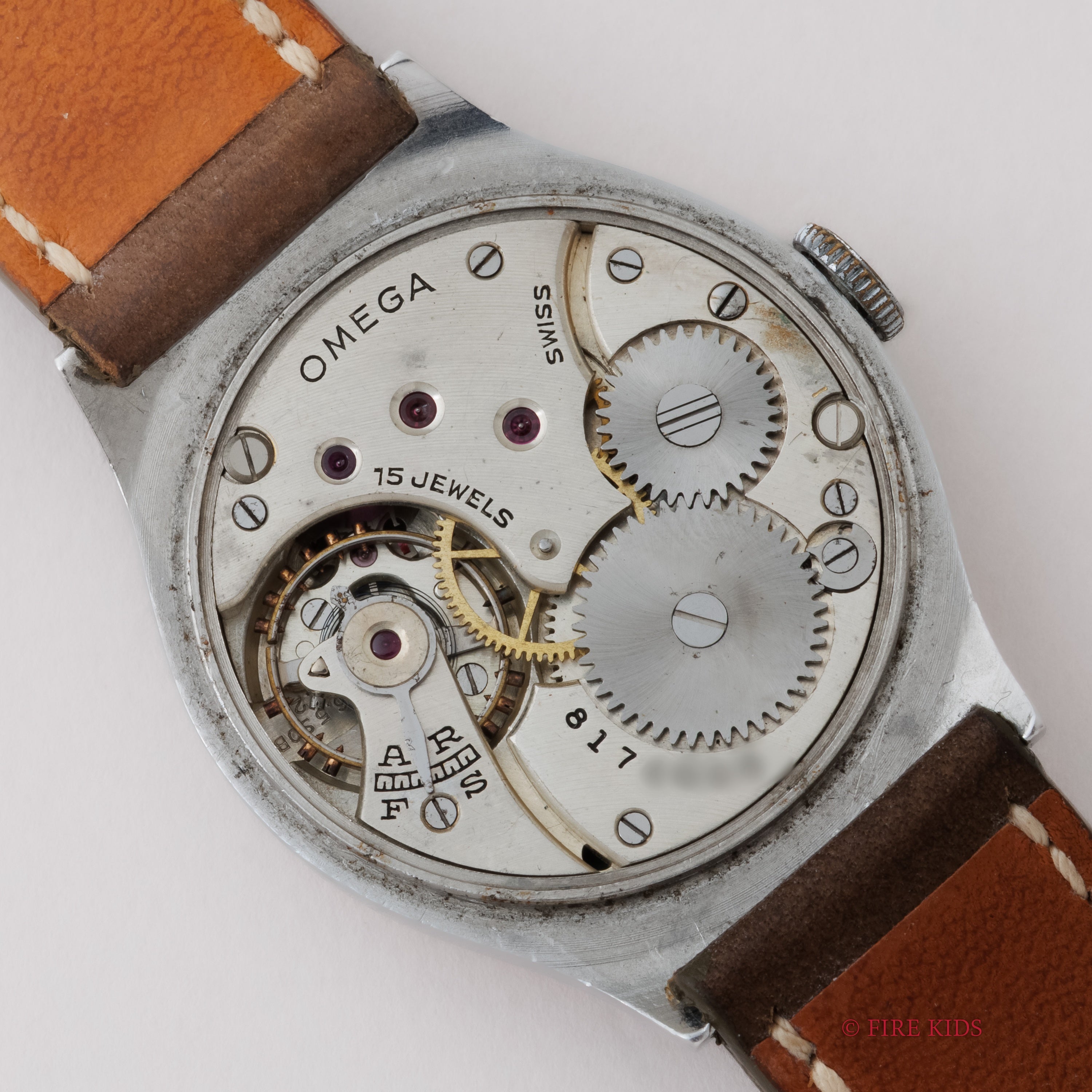 オメガ 1930年代製 Cal.26.5SOB T-2 ツートンダイヤル 手巻き スモセコ