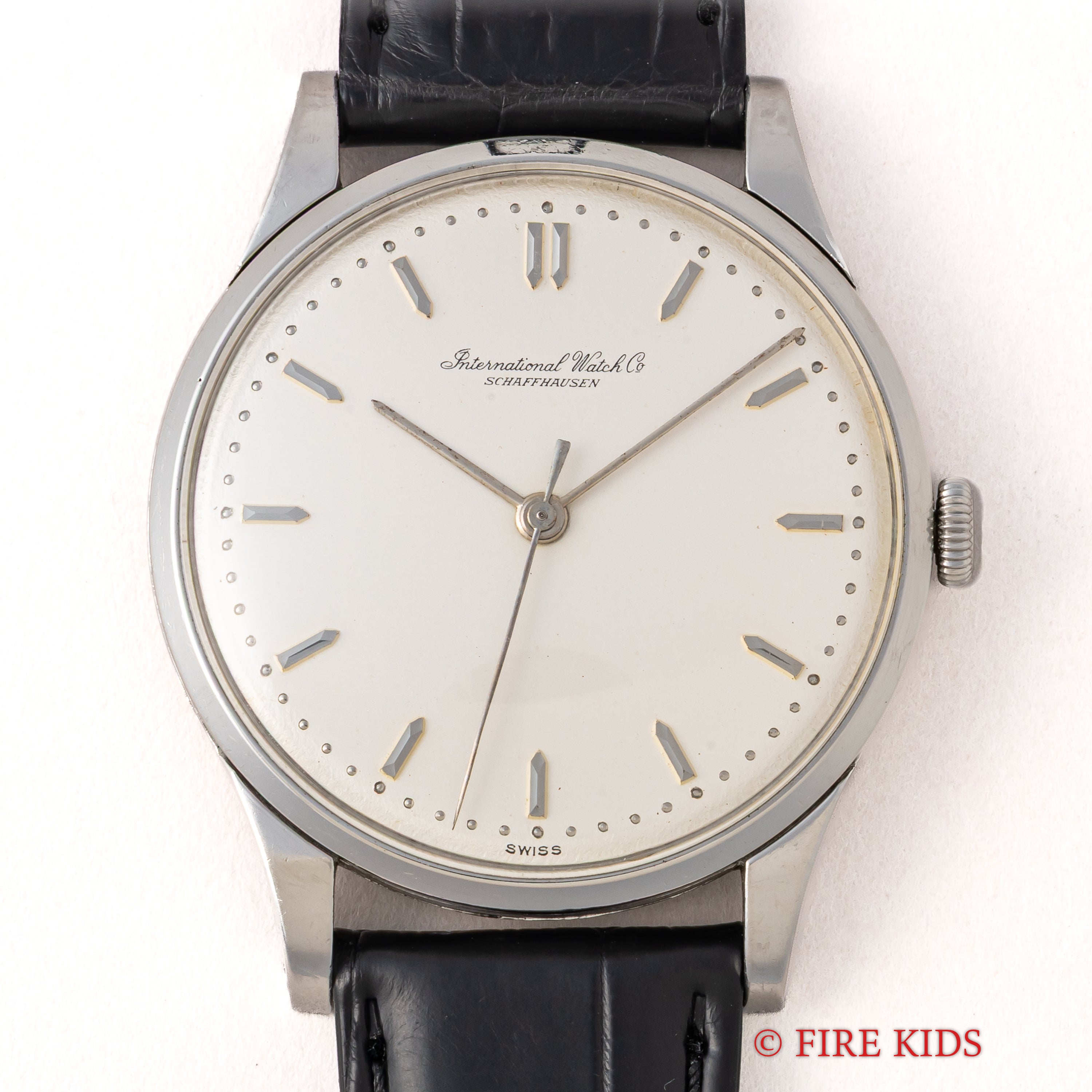 IWC ラウンドケース 1957年製 手巻き Cal.89 砲弾インデックス　ビックケース