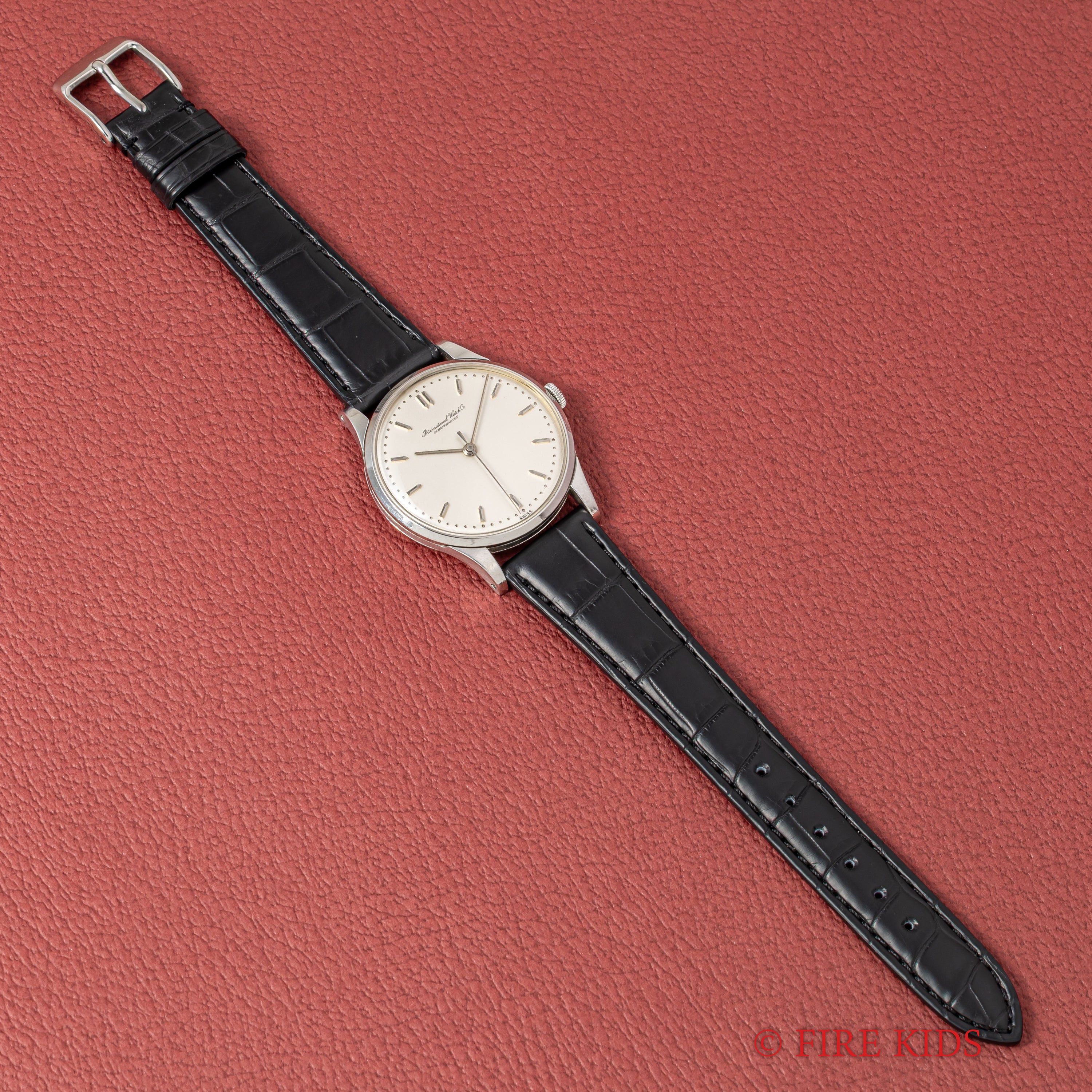 IWC ラウンドケース 1957年製 手巻き Cal.89 砲弾インデックス　ビックケース