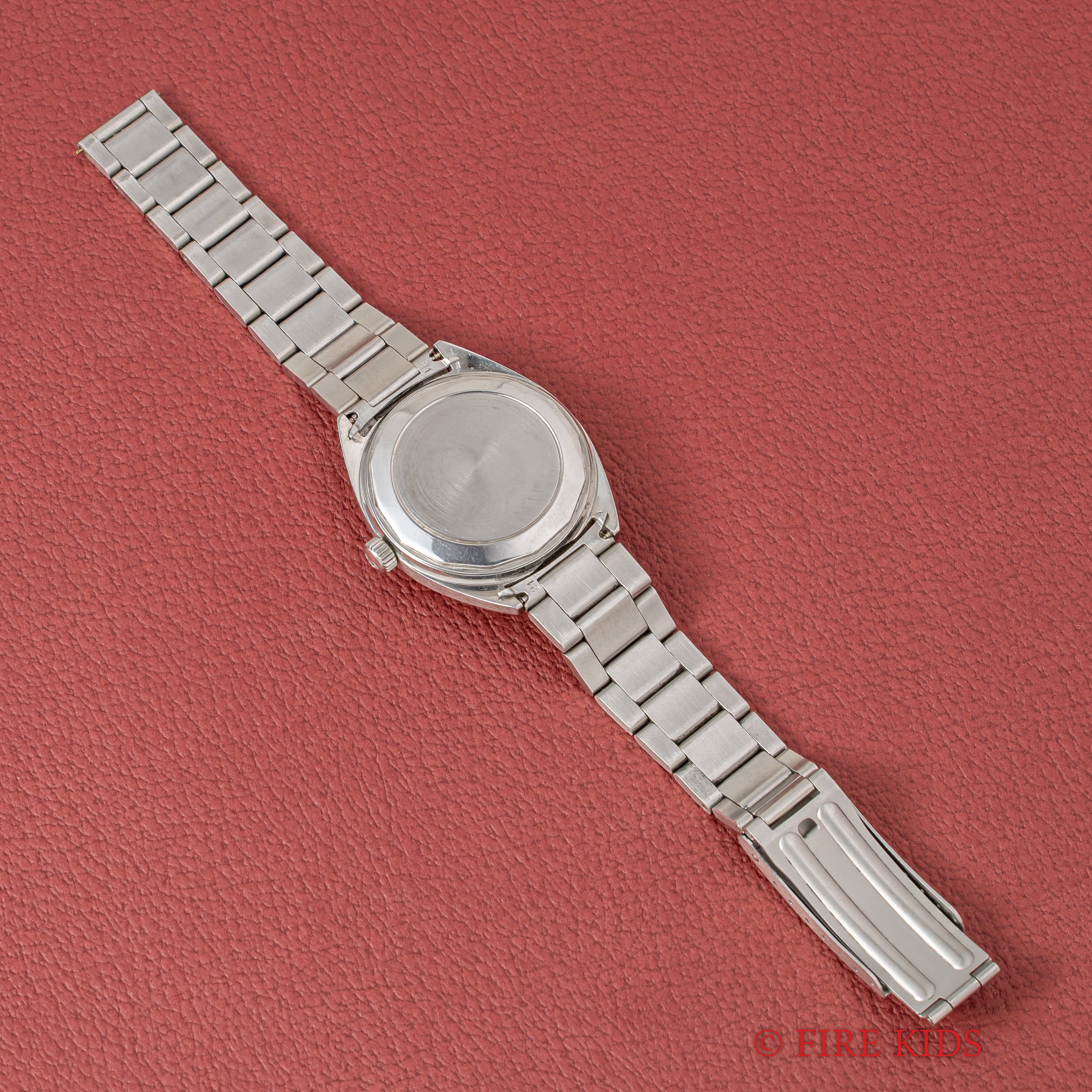 IWC ヨットクラブ 1973年製 ブルーダイヤル Cal.8541B ペラトン式自動巻き 純正3連ブレス