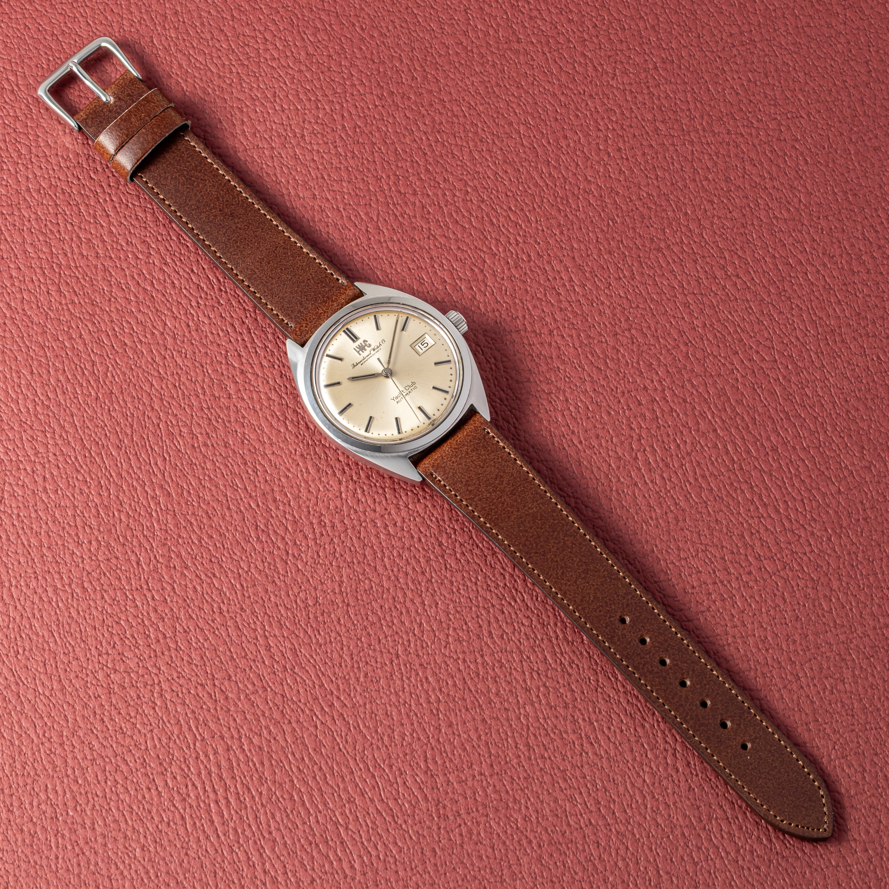 IWC ヨットクラブ 1970年製/昭和45年製 シルバーダイヤル ペラトン式自動巻き Ref.R811 Cal.8541B