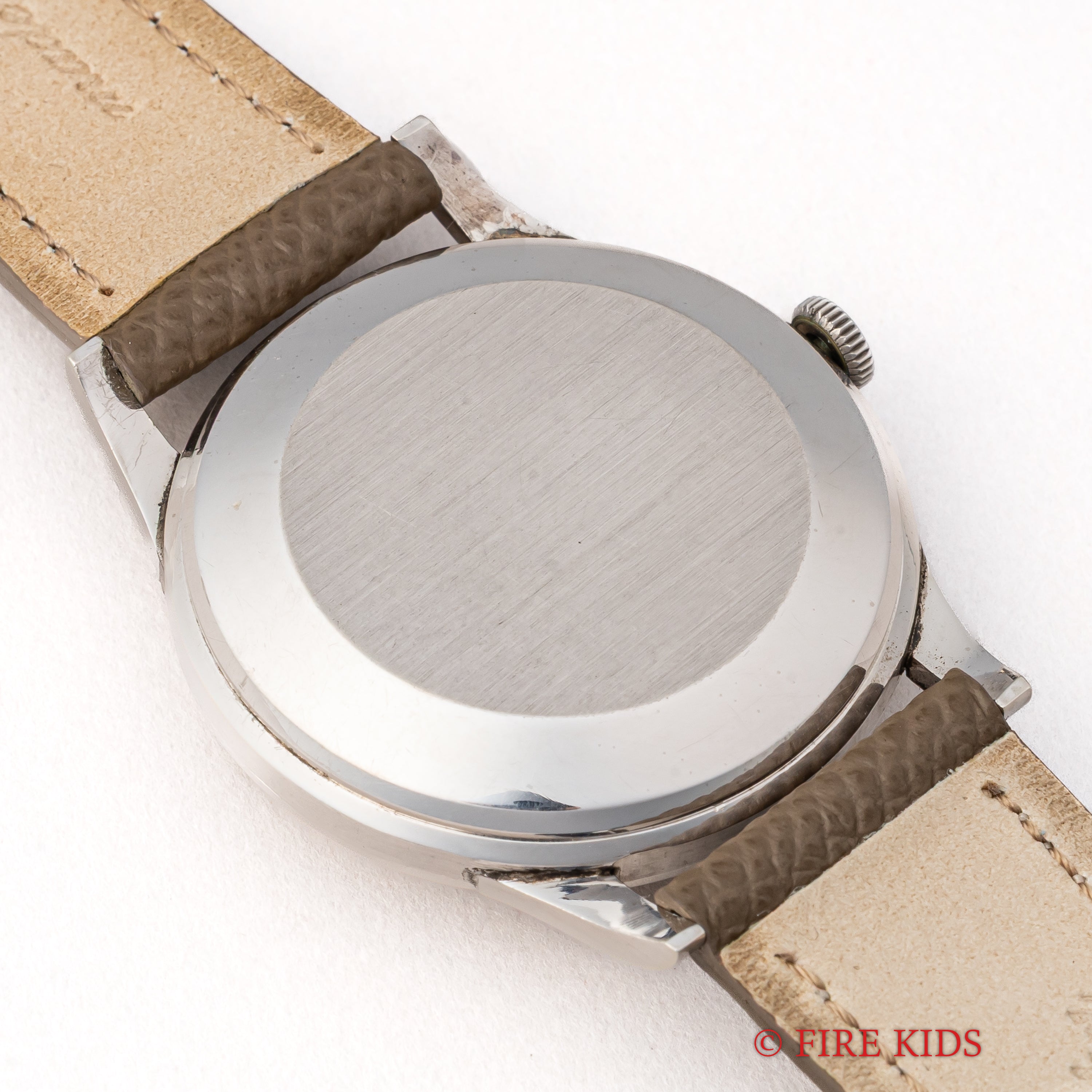 IWC プラチナラウンドケース 1960年製/昭和35年製 寄り目 Cal.8531 砲弾インデックス Ref.140263