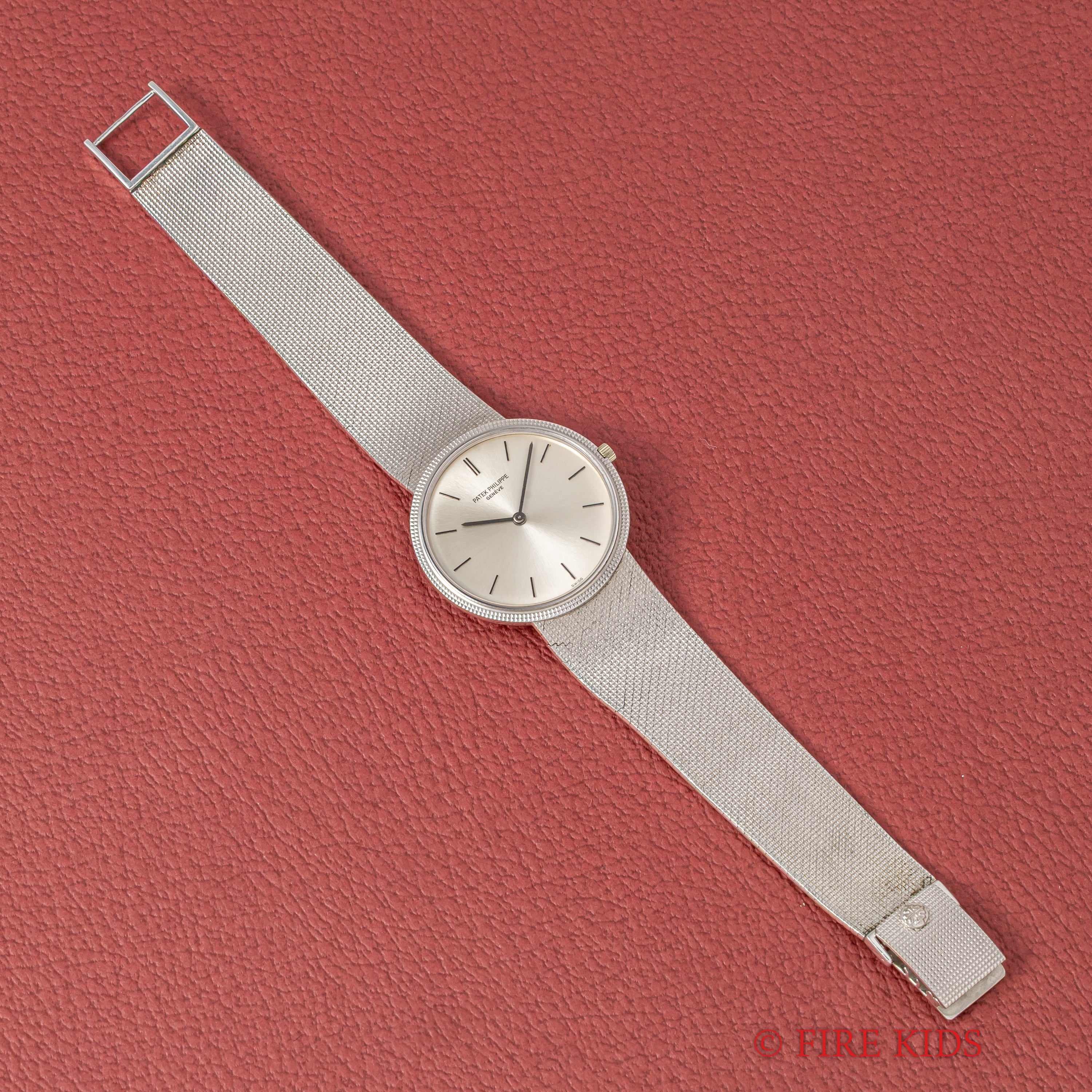 パテック・フィリップ カラトラバ 1970年製（昭和45年製）Ref.3520 10 18KWG 純正ブレス アーカイブ付き