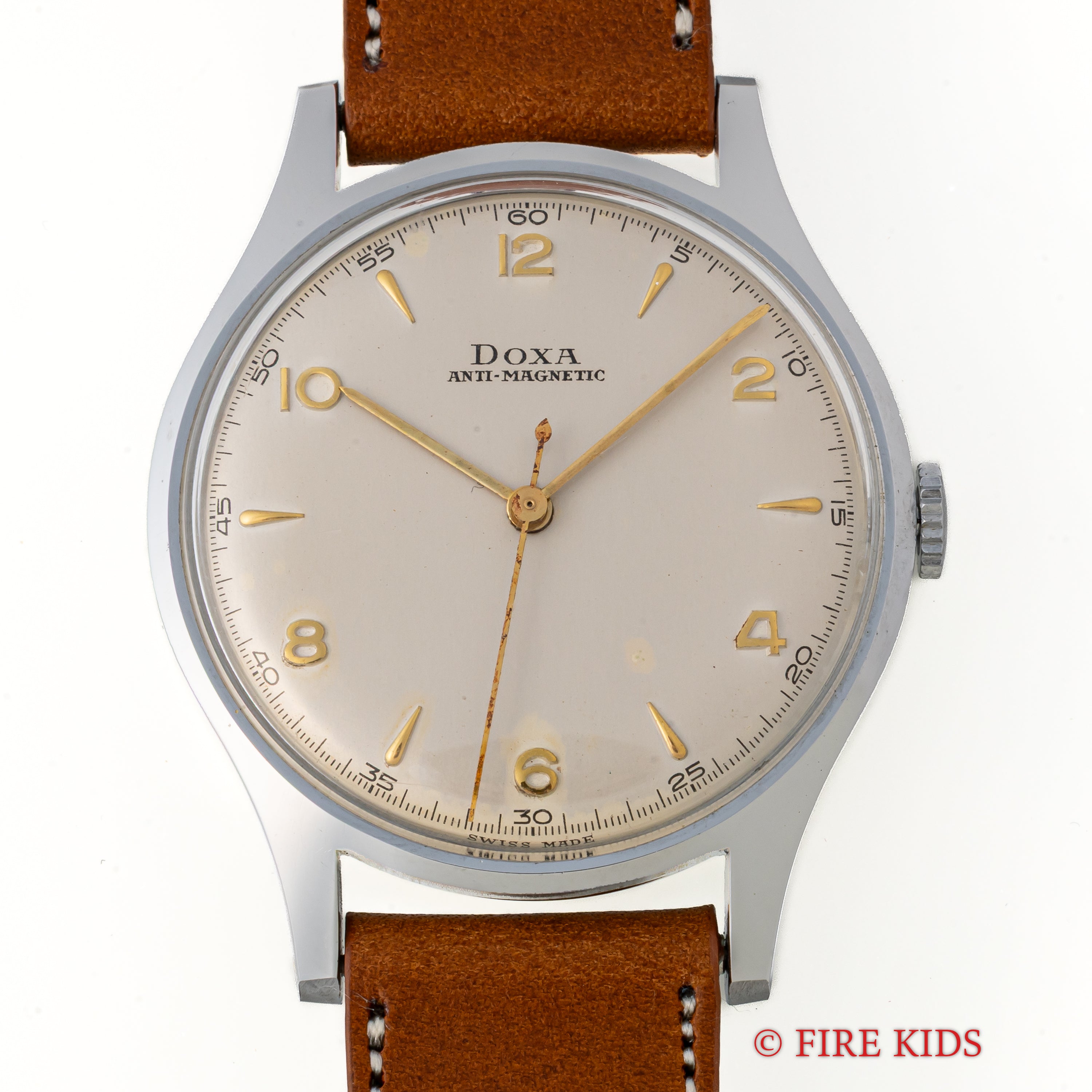 ドクサ 1950年代製 手巻き 飛びアラビアダイヤル タグ付美品