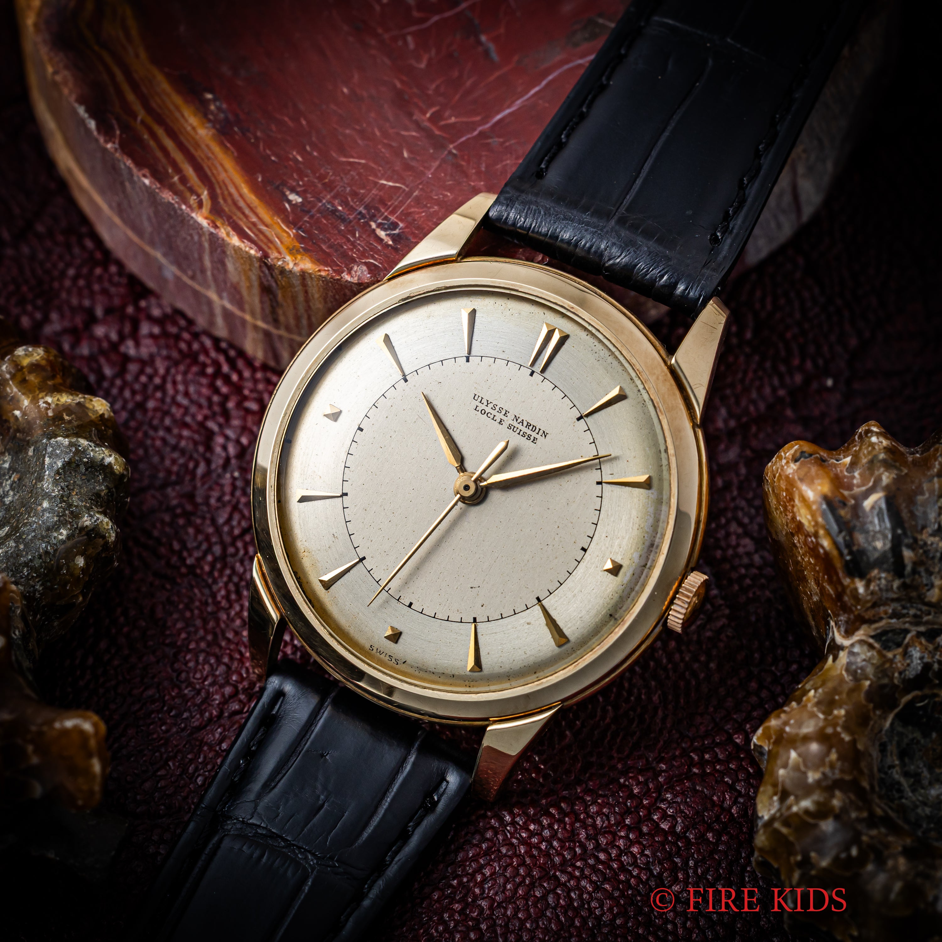 ユリスナルダン 14金無垢イエローゴールドケース 1950年代製 手巻 Cal.531 センターセコンド