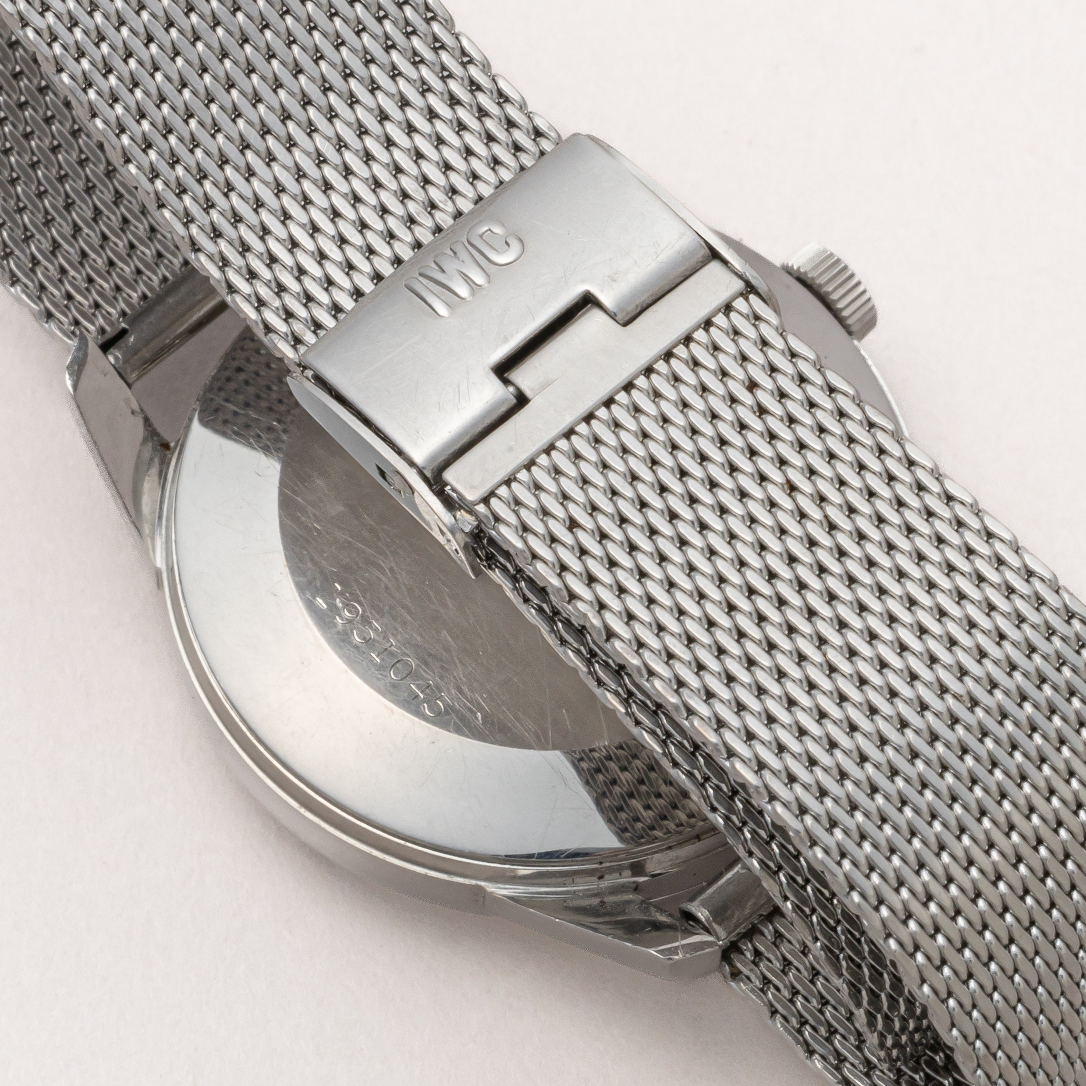 IWC ラウンドケース 1970年製/昭和45年製 Ref.R810AD 純正メッシュブレス付き