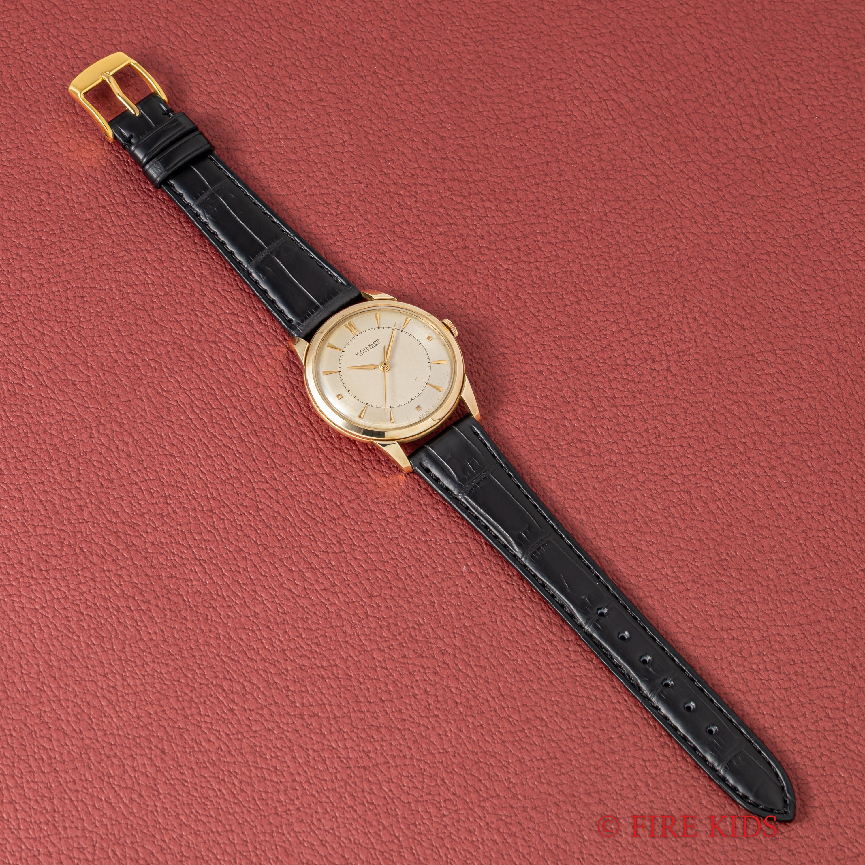 ユリスナルダン 14金無垢イエローゴールドケース 1950年代製 手巻 Cal.531 センターセコンド