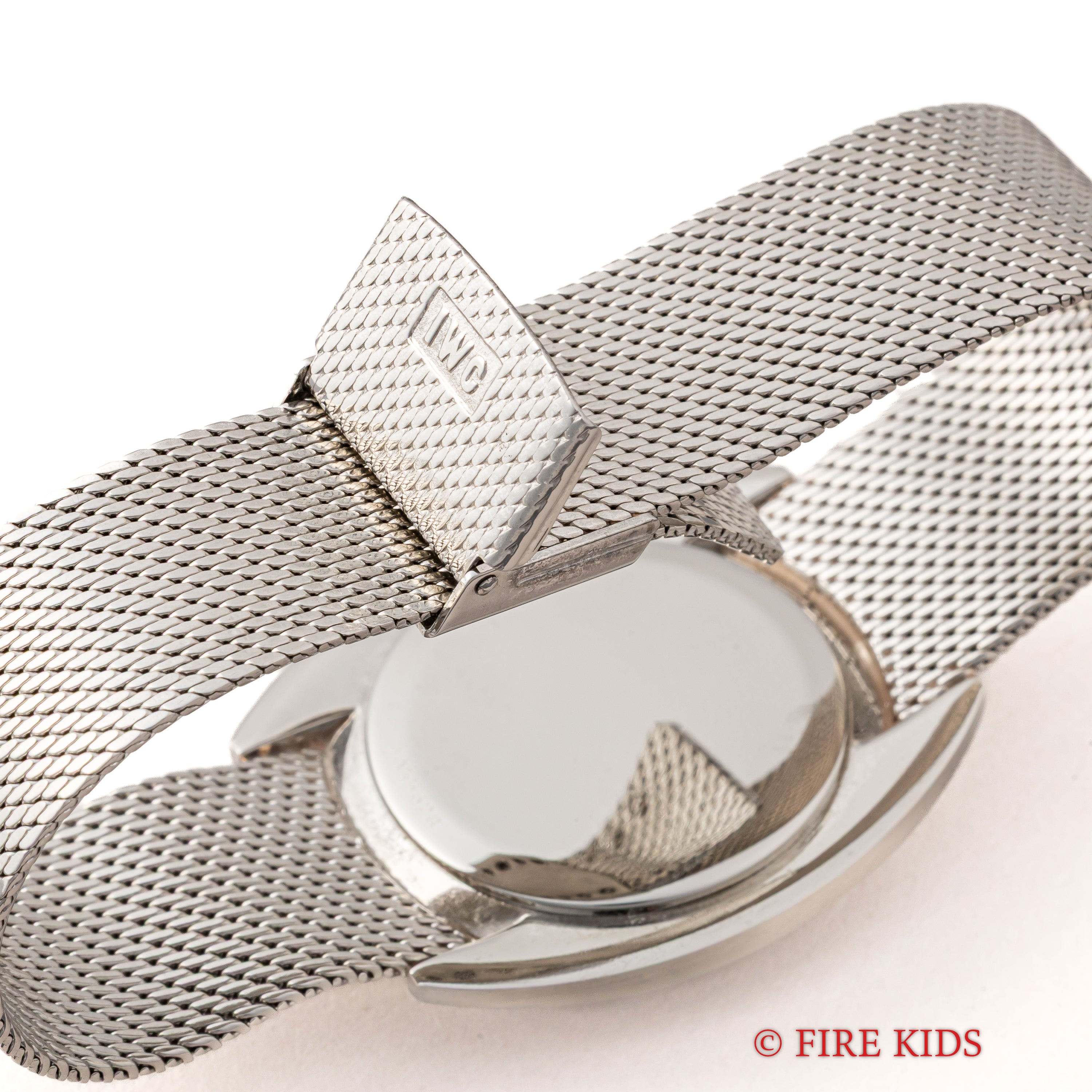 IWC トノーケース 1972年製 手巻き Cal.403 純正メッシュブレス付き ノンデイト