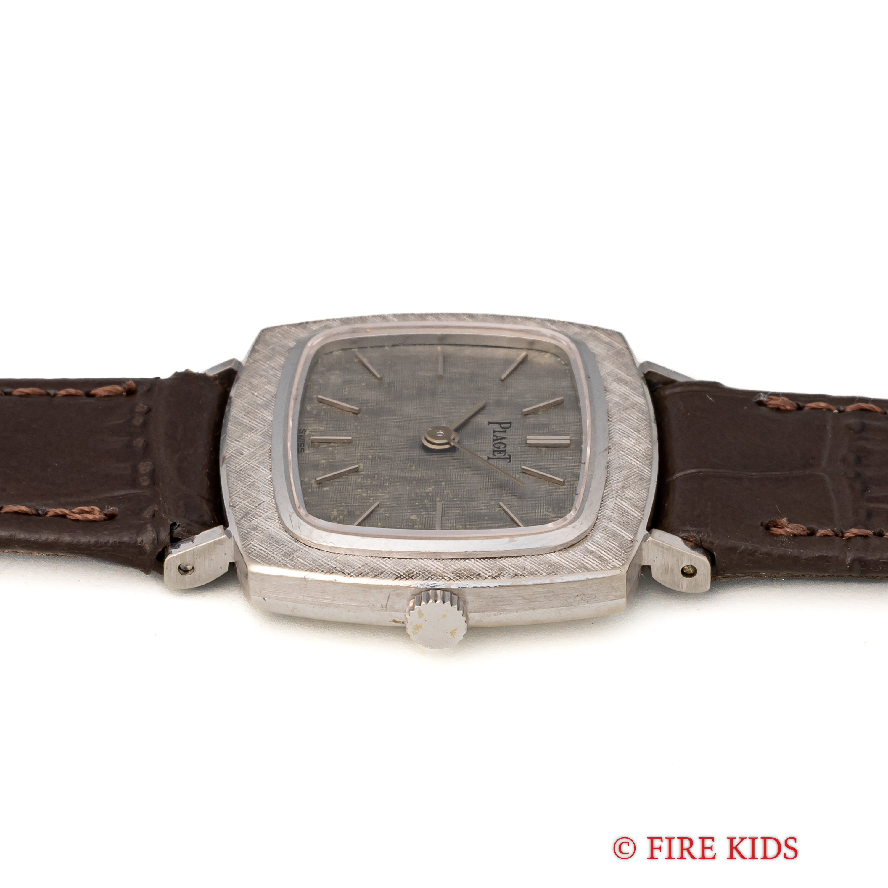 ピアジェ 18KWGクッションケース 1970年代製 レディースモデル 純正WG尾錠 手巻