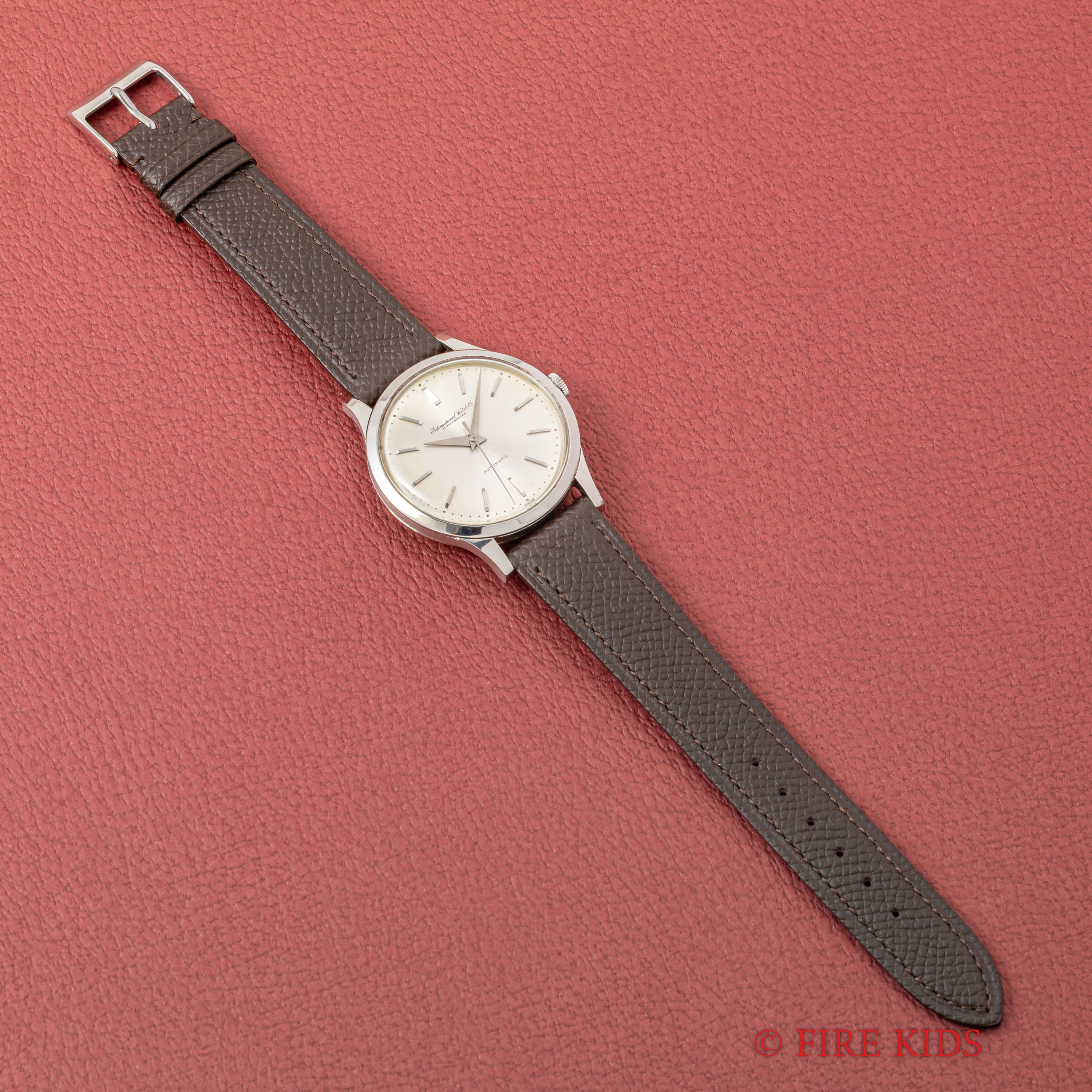 IWC  36㎜ジャンボケース ペラトン式ノンデイト自動巻 1965年製 Cal.853 お魚リューズ