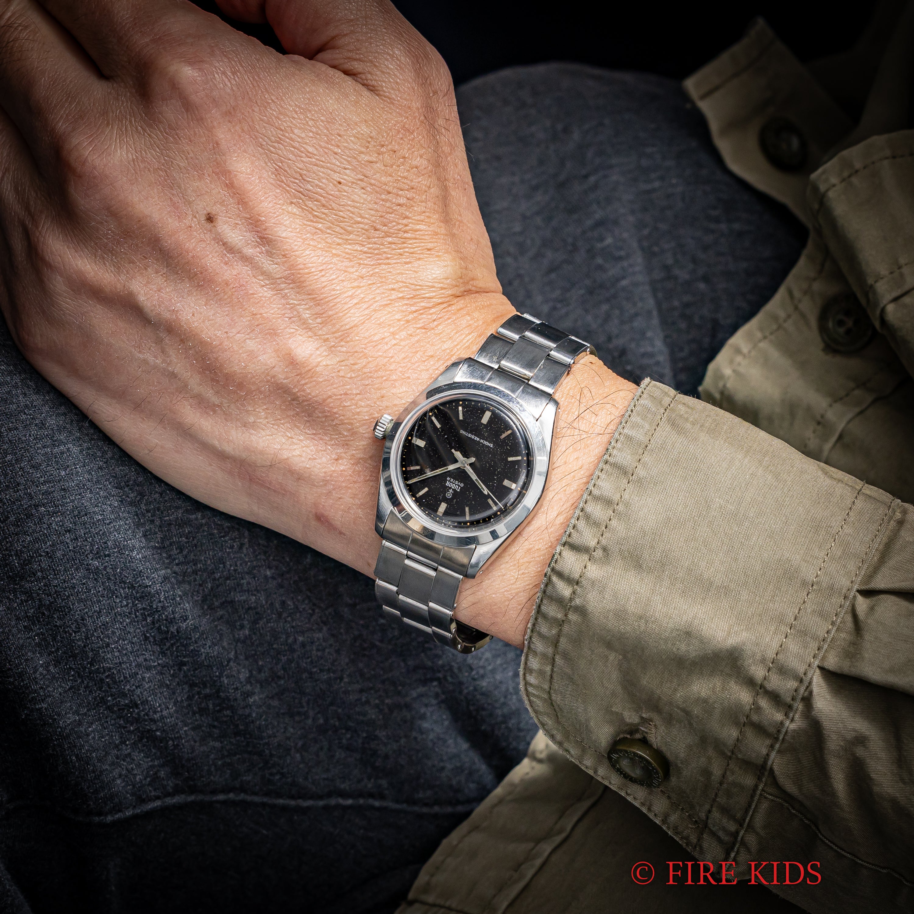 チューダー Ref.7984 小薔薇 オイスター ブラックミラー 1966年製