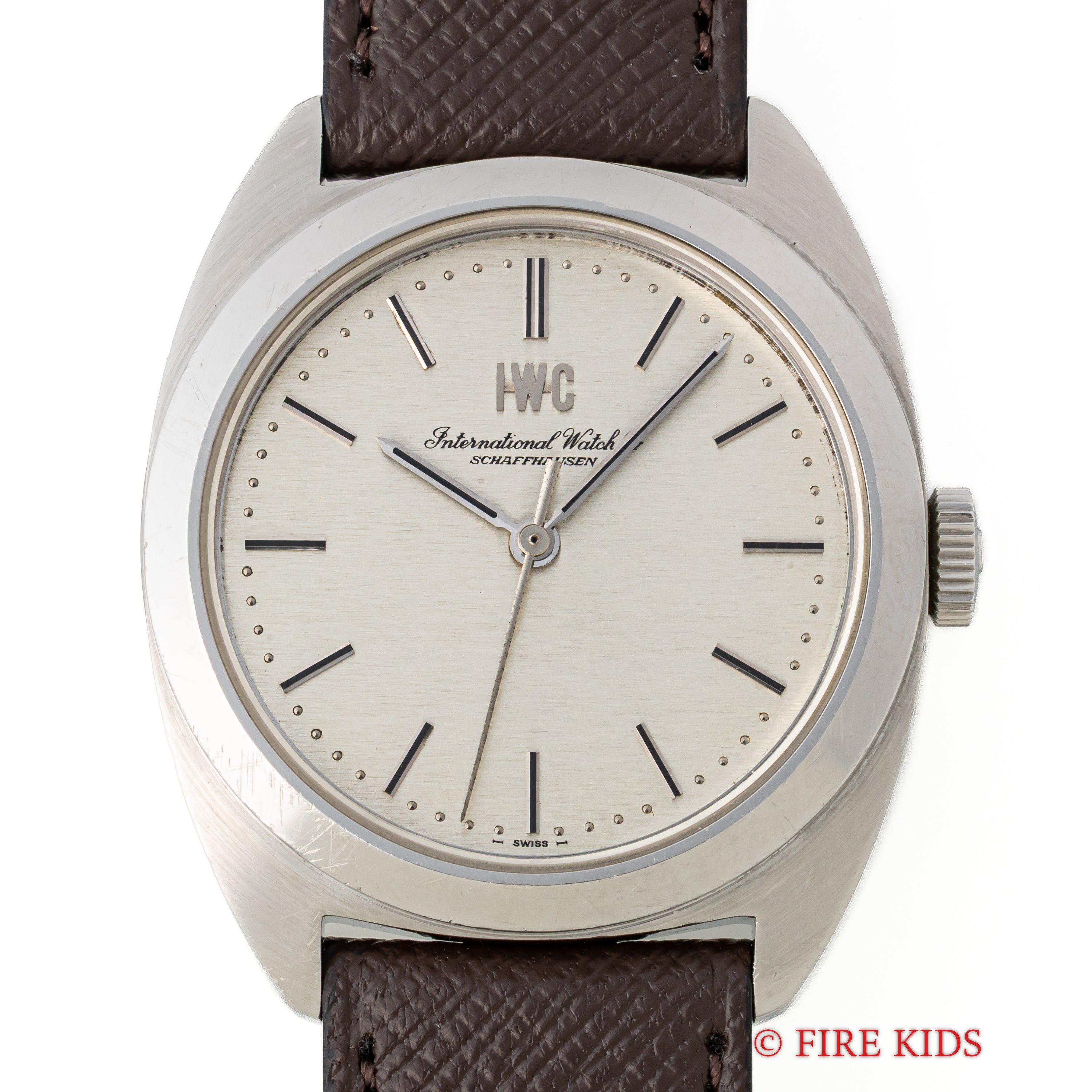 IWC トノー型 ヨットクラブスタイル 1976年製 Ref.2606 手巻き Cal.89 手巻き お魚リューズ