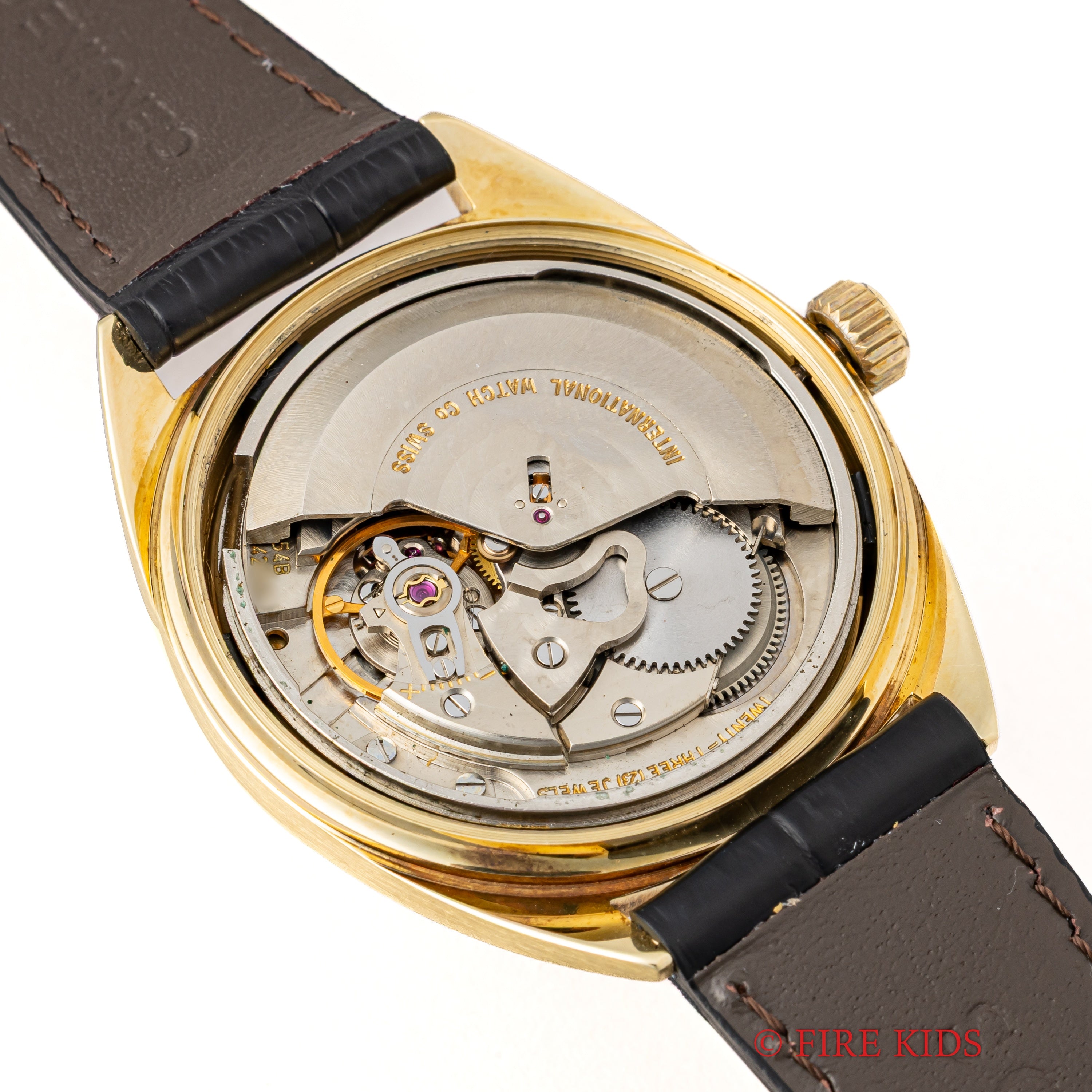 IWC 14金無垢ヨットクラブ バックステン Ref.911A 1971年製 ペラトン式自動巻き Cal.854B ノンデイト