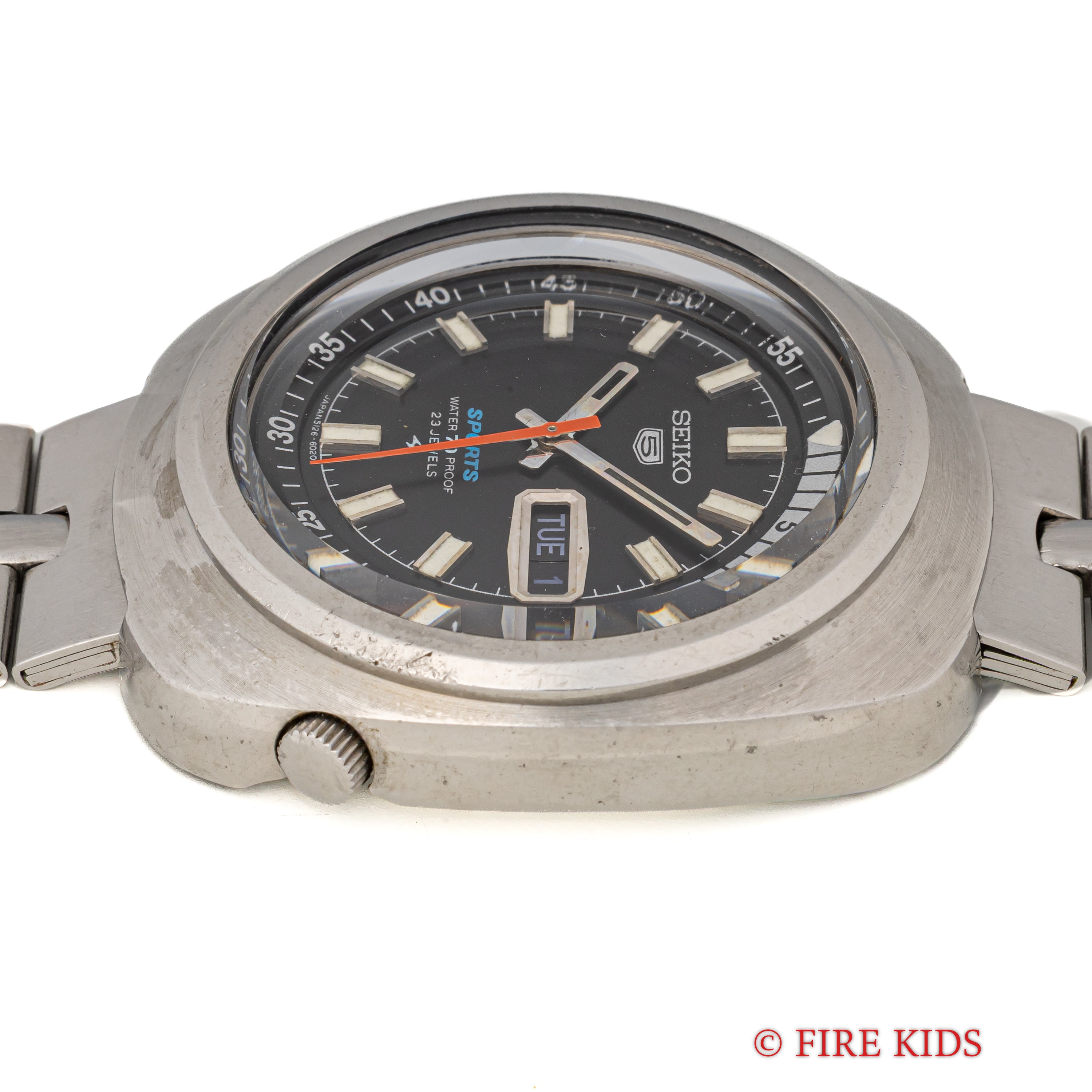 セイコー 5スポーツ 1969年製 インナー回転ベゼル デイデイト自動巻 純正ブレス