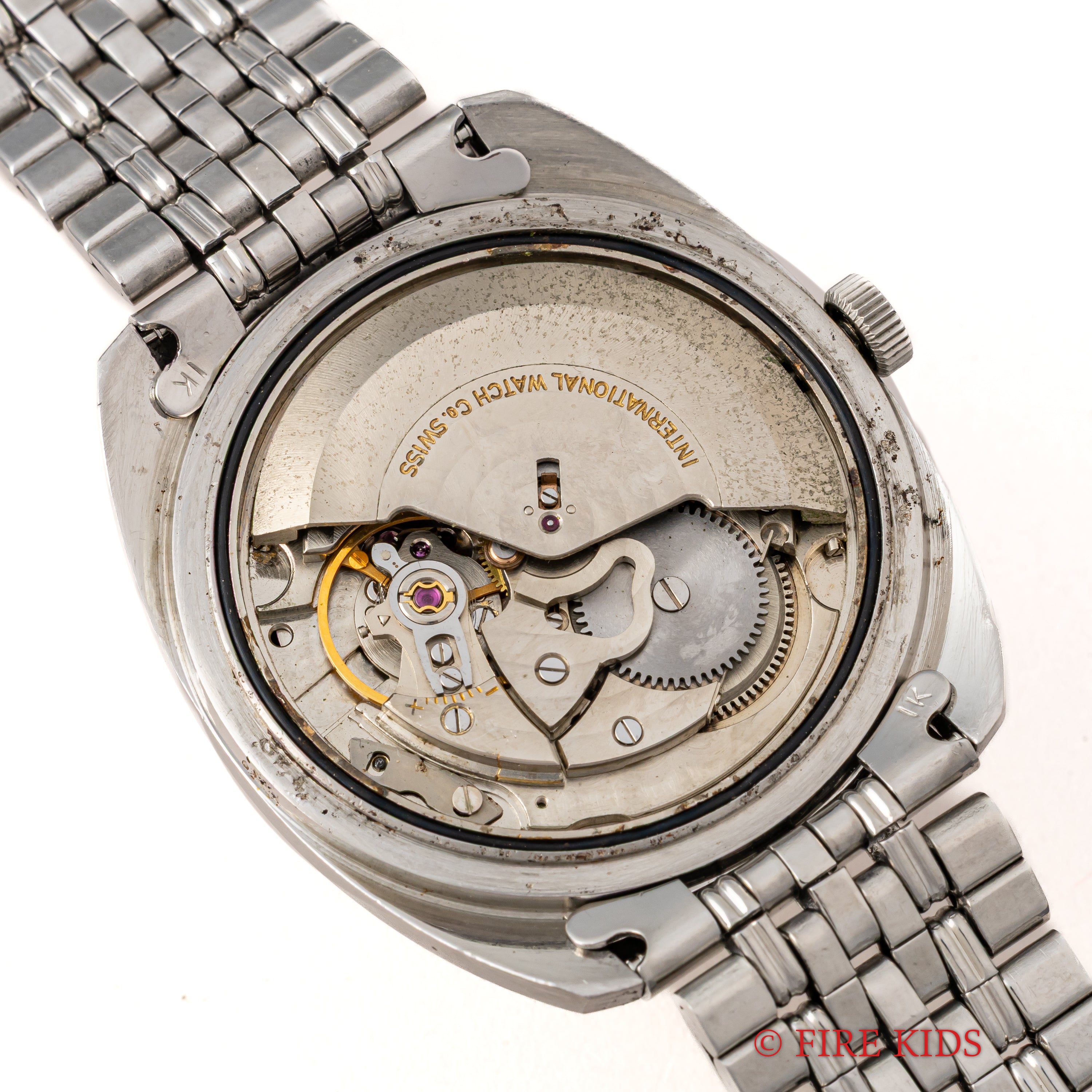 IWC トノーケース ゲイフレアブレス付き 1970年製 Ref.819A Cal.8541B