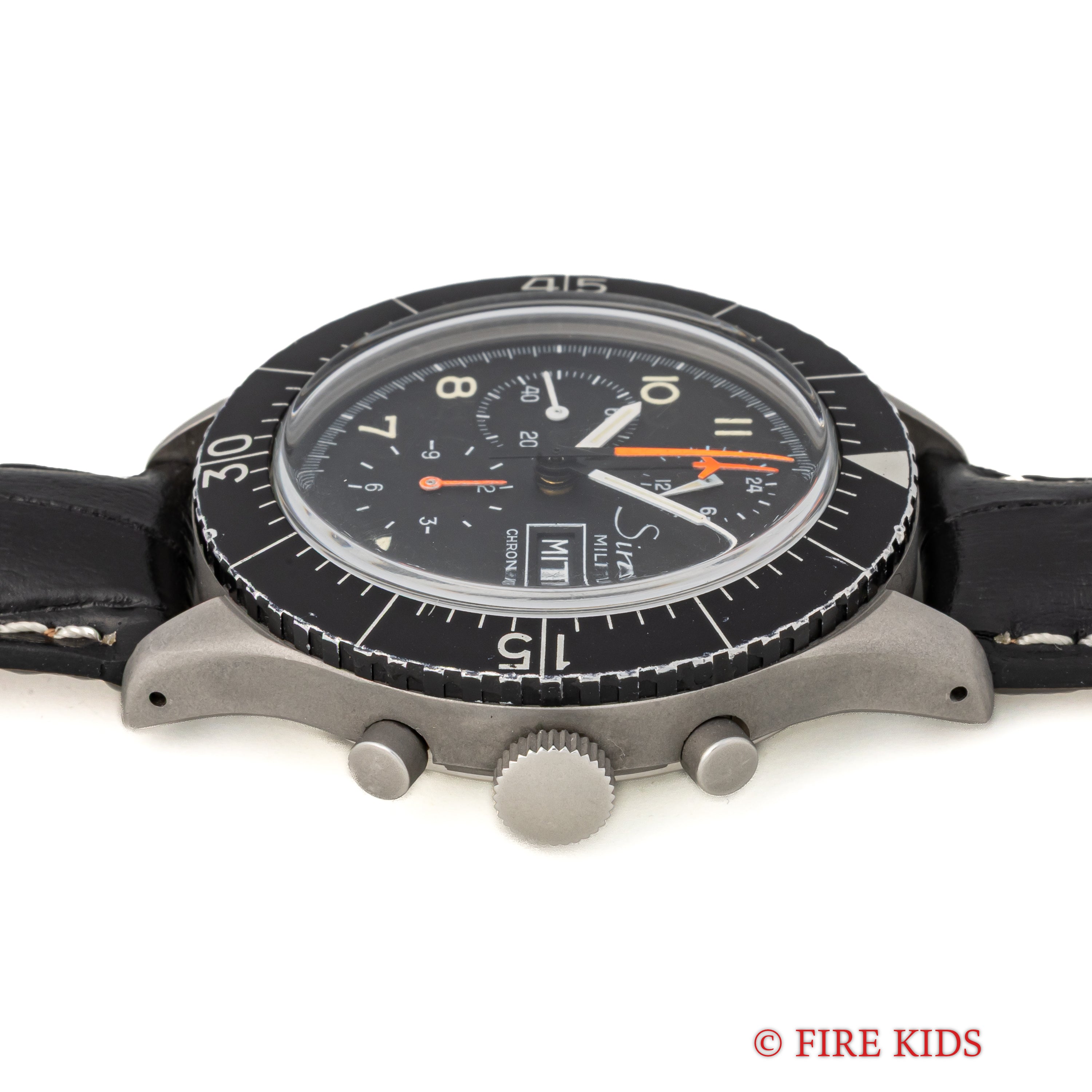 ジン ミリタリークロノグラフ 1990年代製 レマニアCal.5100搭載自動巻き