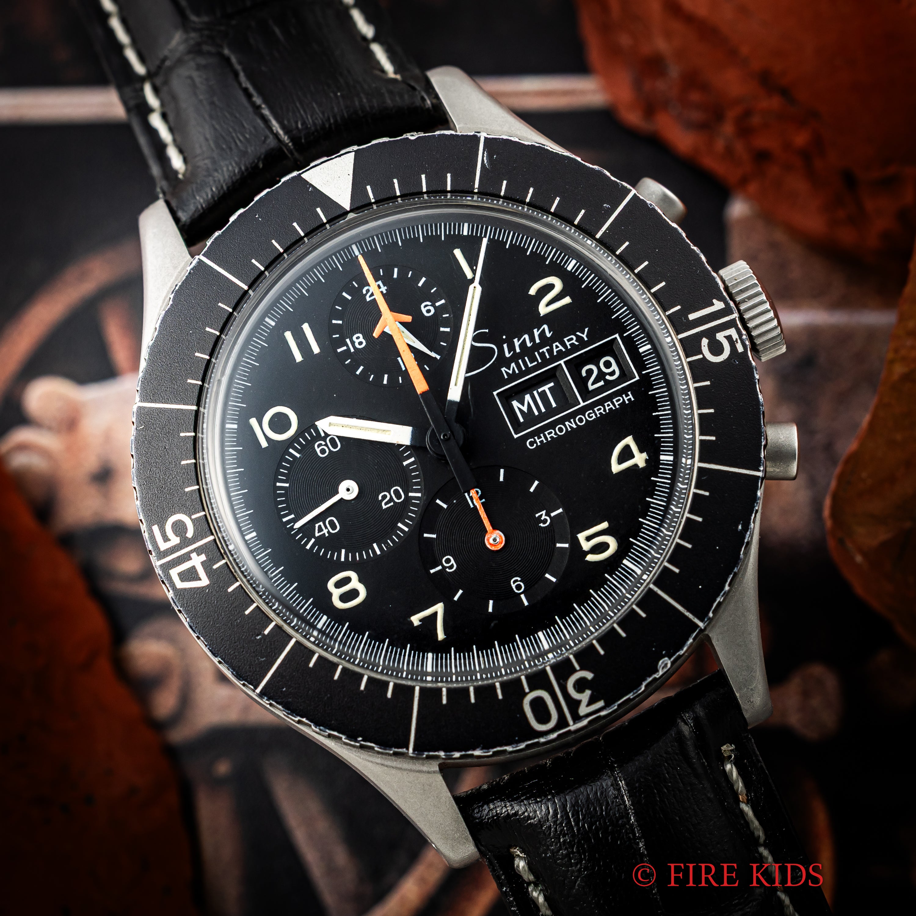 ジン ミリタリークロノグラフ 1990年代製 レマニアCal.5100搭載自動巻き