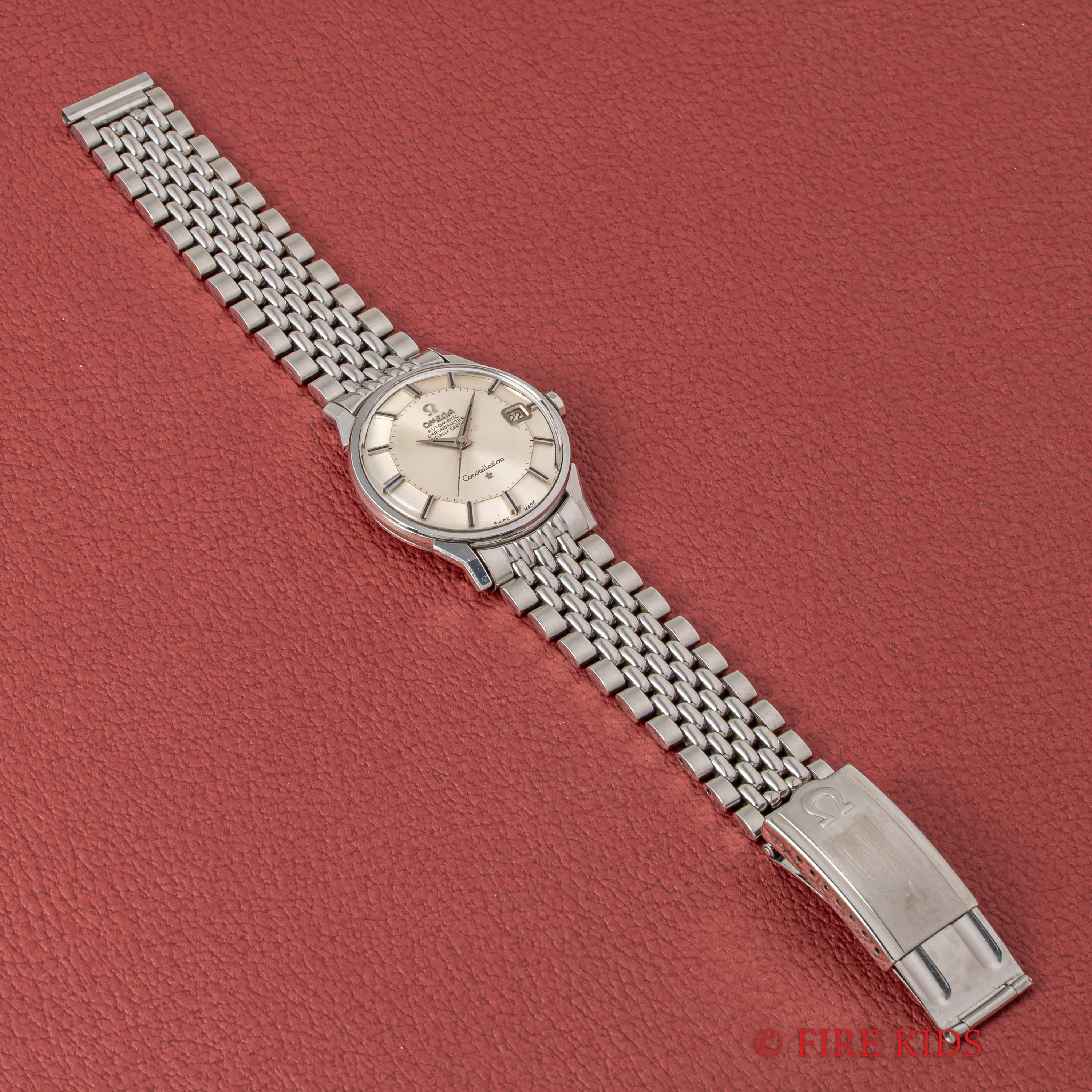 オメガ コンステレーション 12角 1966年製 パイパンダイヤル 自動巻クロノメーター Cal.561 純正ステンレスブレス