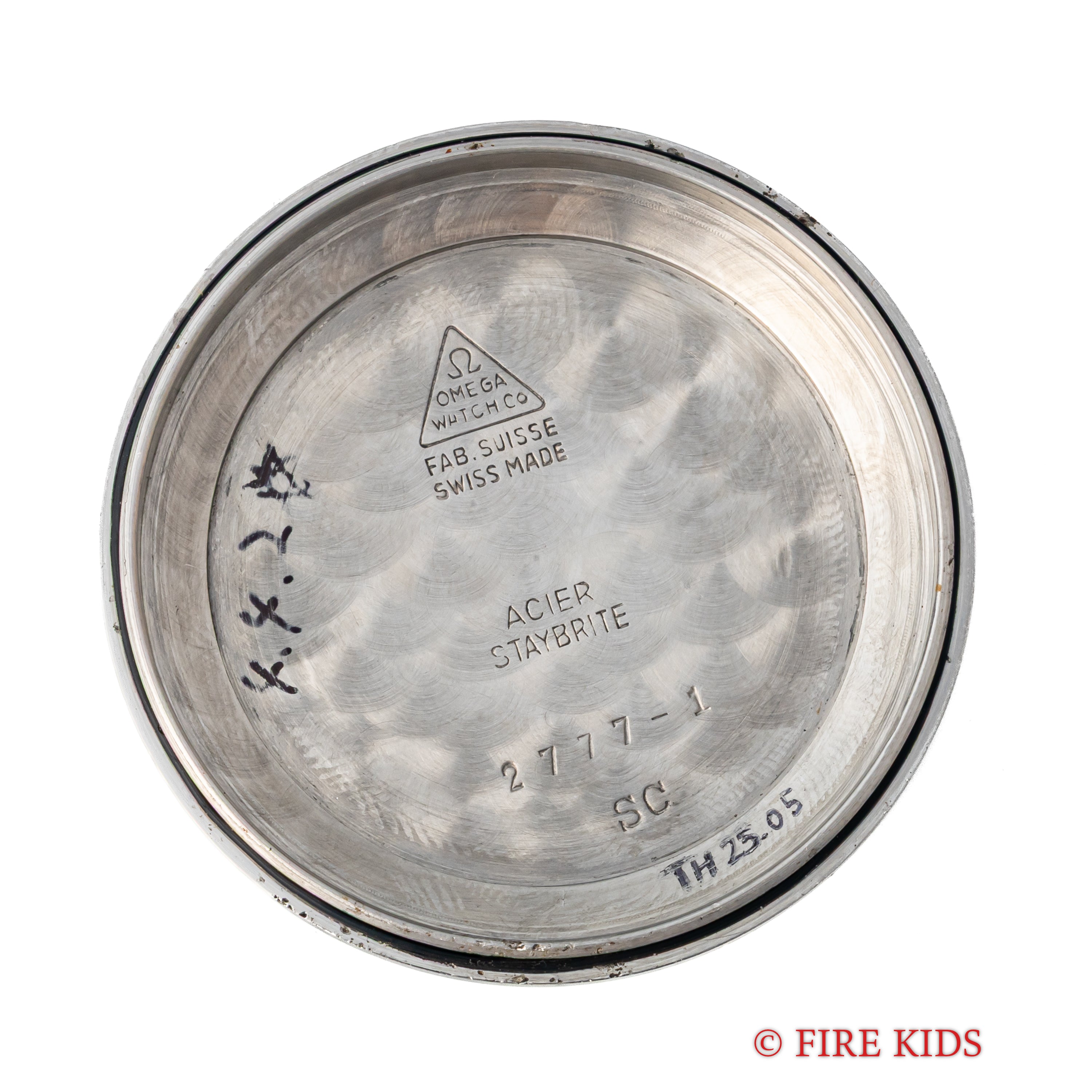 オメガ 1953年製 イギリス空軍 パイロットウオッチ Ref.2777‐1SC Cal.283手巻 ファットアロー