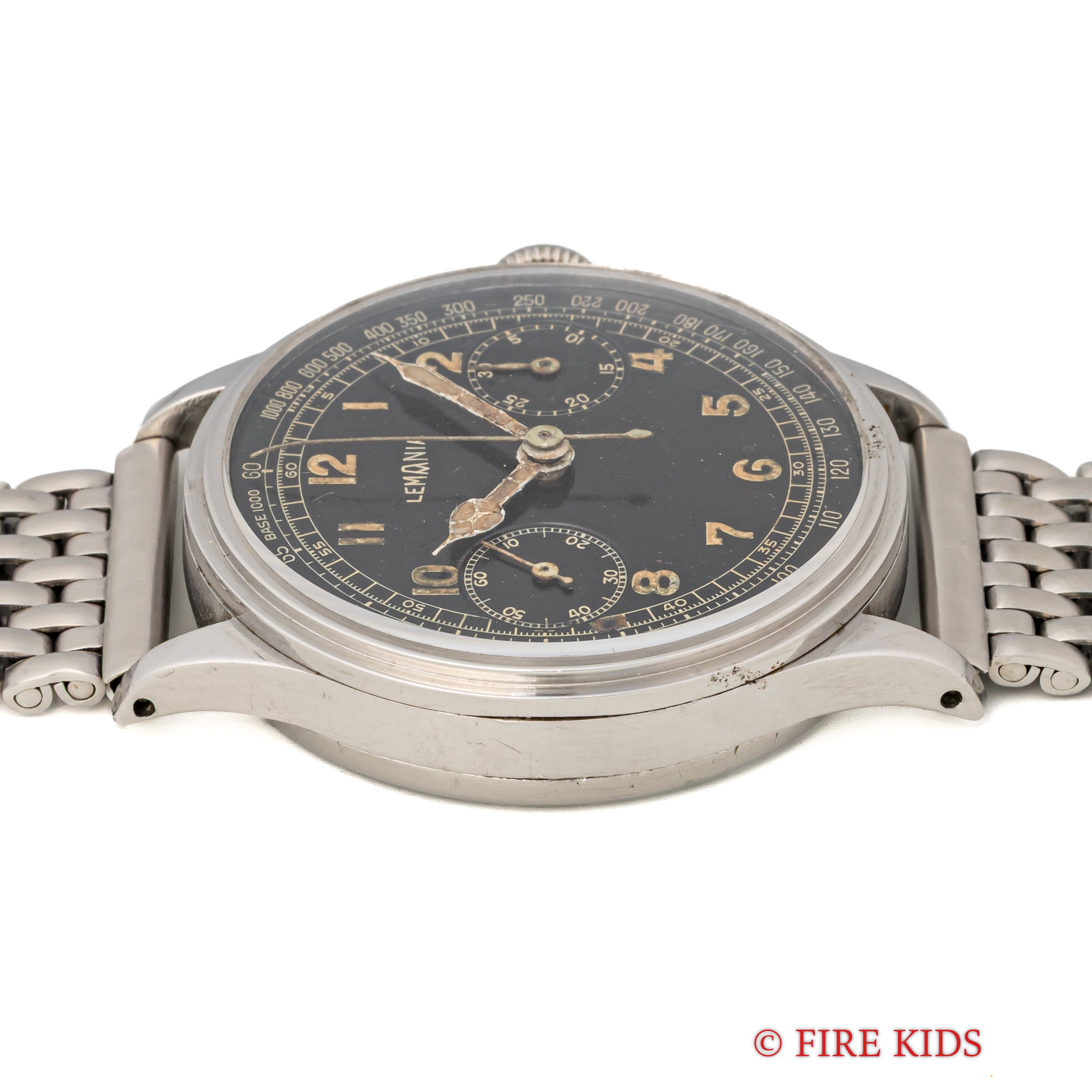 レマニア 37㎜ビッグケース 2レジスター クロノグラフ 1940年代製 手巻き Cal.15TL ステップベゼル