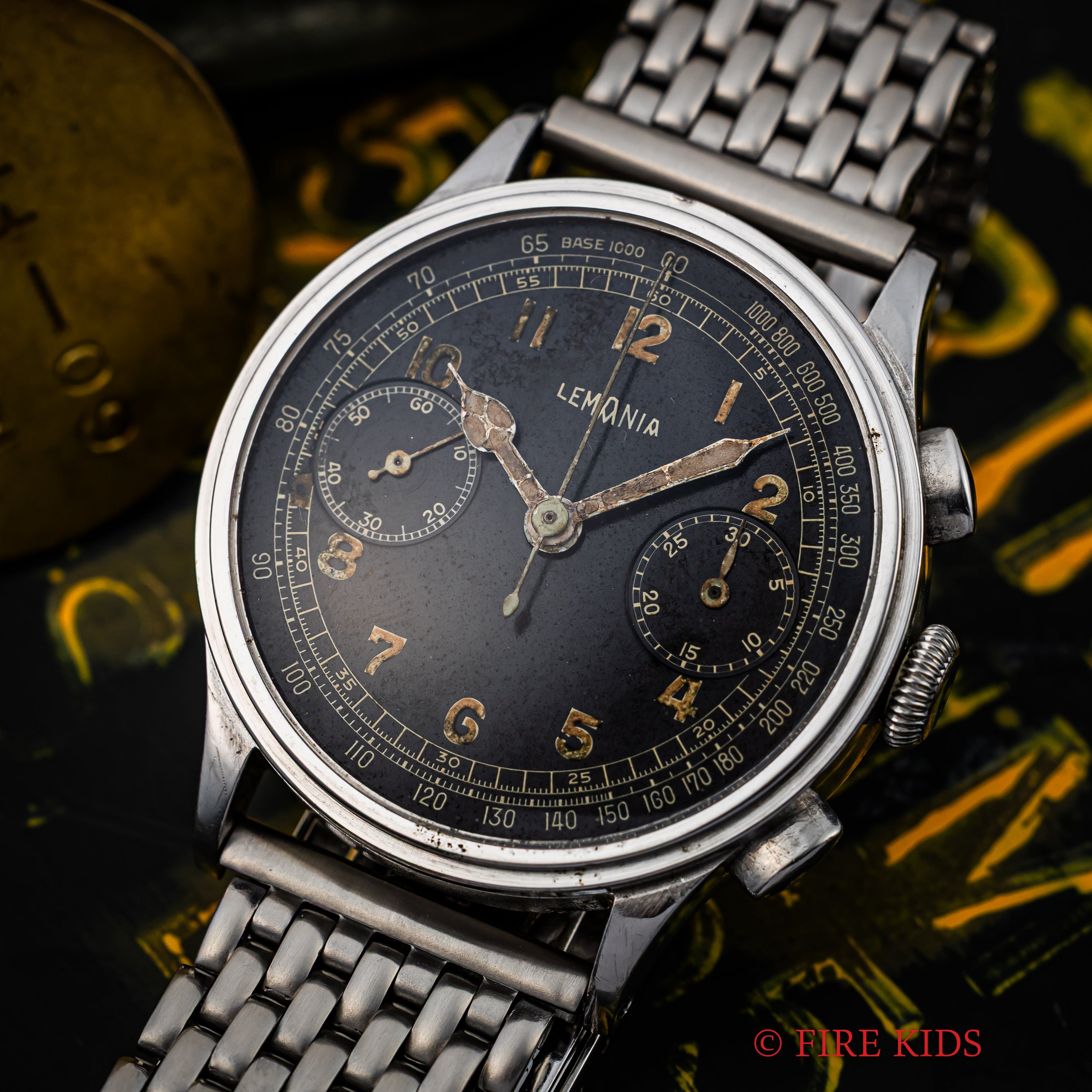 レマニア 37㎜ビッグケース 2レジスター クロノグラフ 1940年代製 手巻き Cal.15TL ステップベゼル