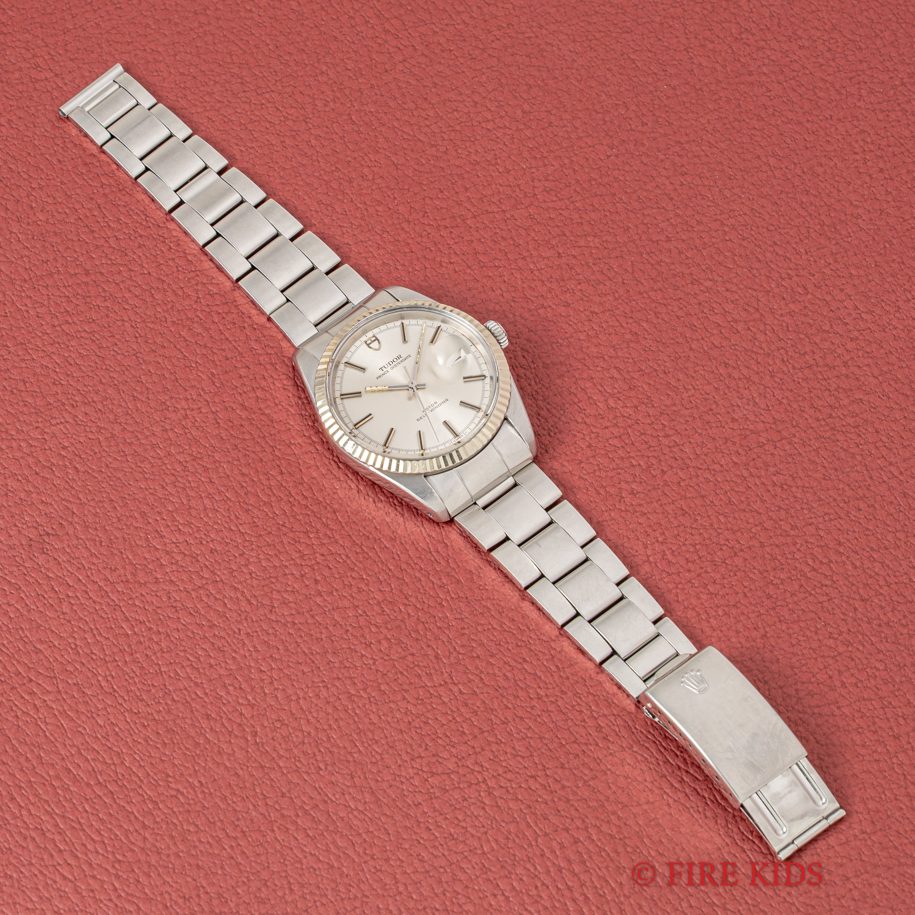 チューダー プリンスオイスターデイト 1974年製 Ref.9081/4 ジャンボ ロレックス純正20mm巻きブレス付き