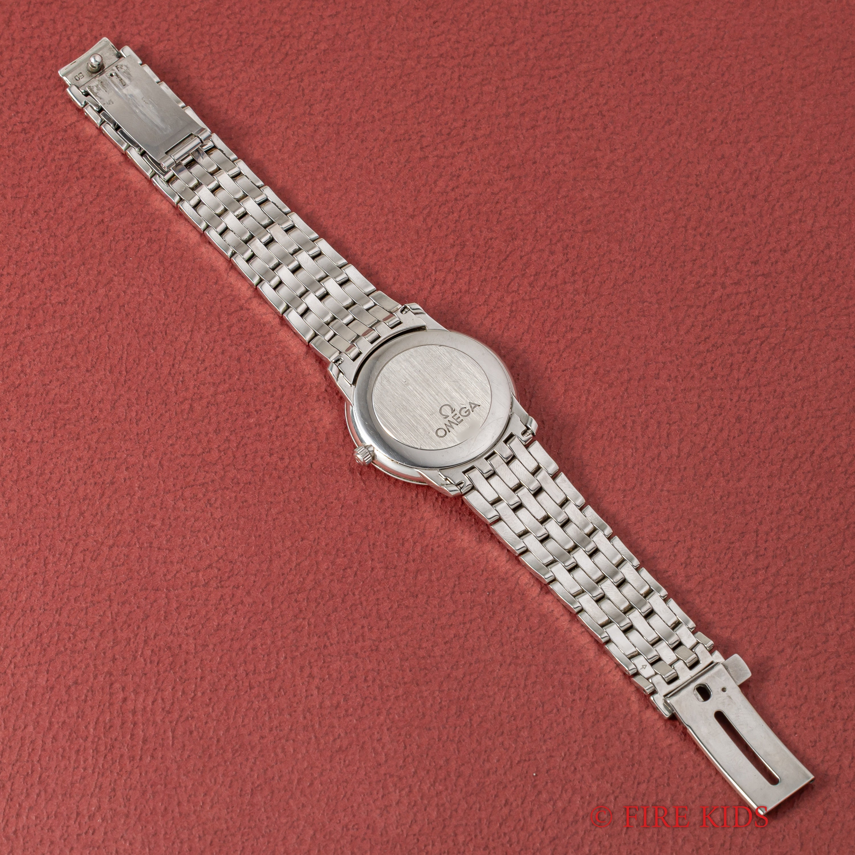 オメガ デ・ヴィル プレステージ 1993年製 手巻き ブラックダイヤル 純正ステンレスブレス