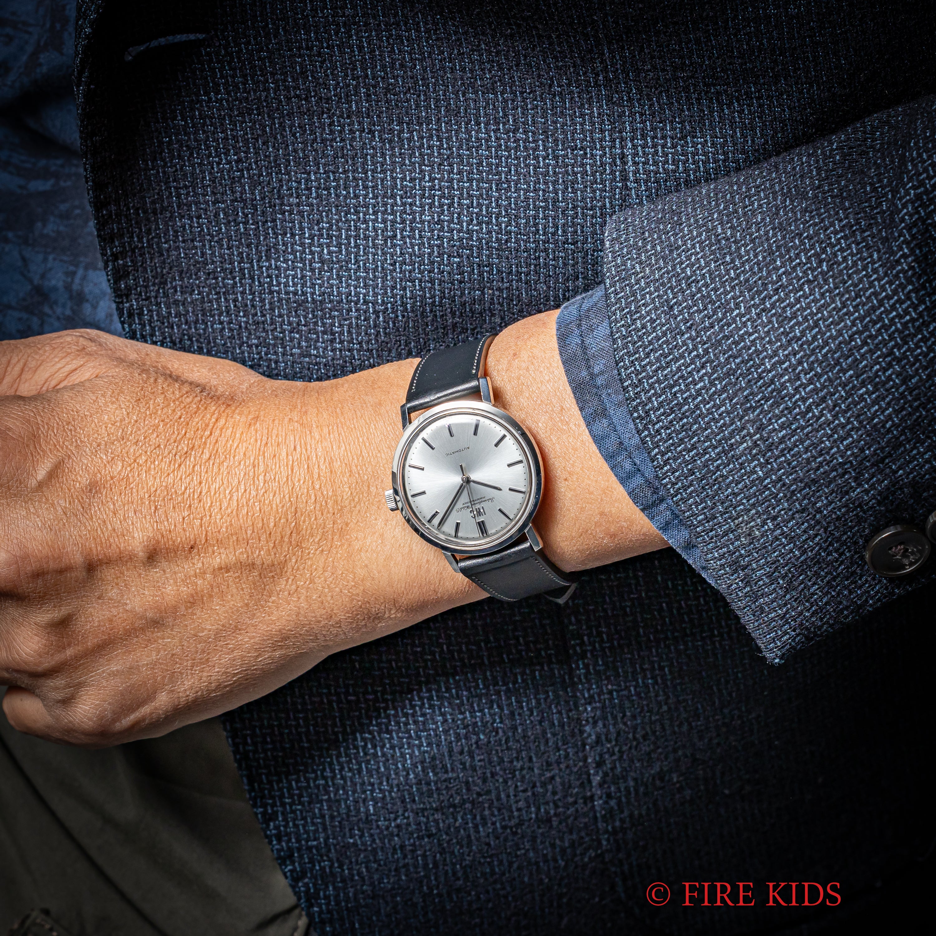 IWC ラウンドケース 1975年製 Ref.1818 ペラトン式自動巻き Cal.854B アイスブルーダイヤル