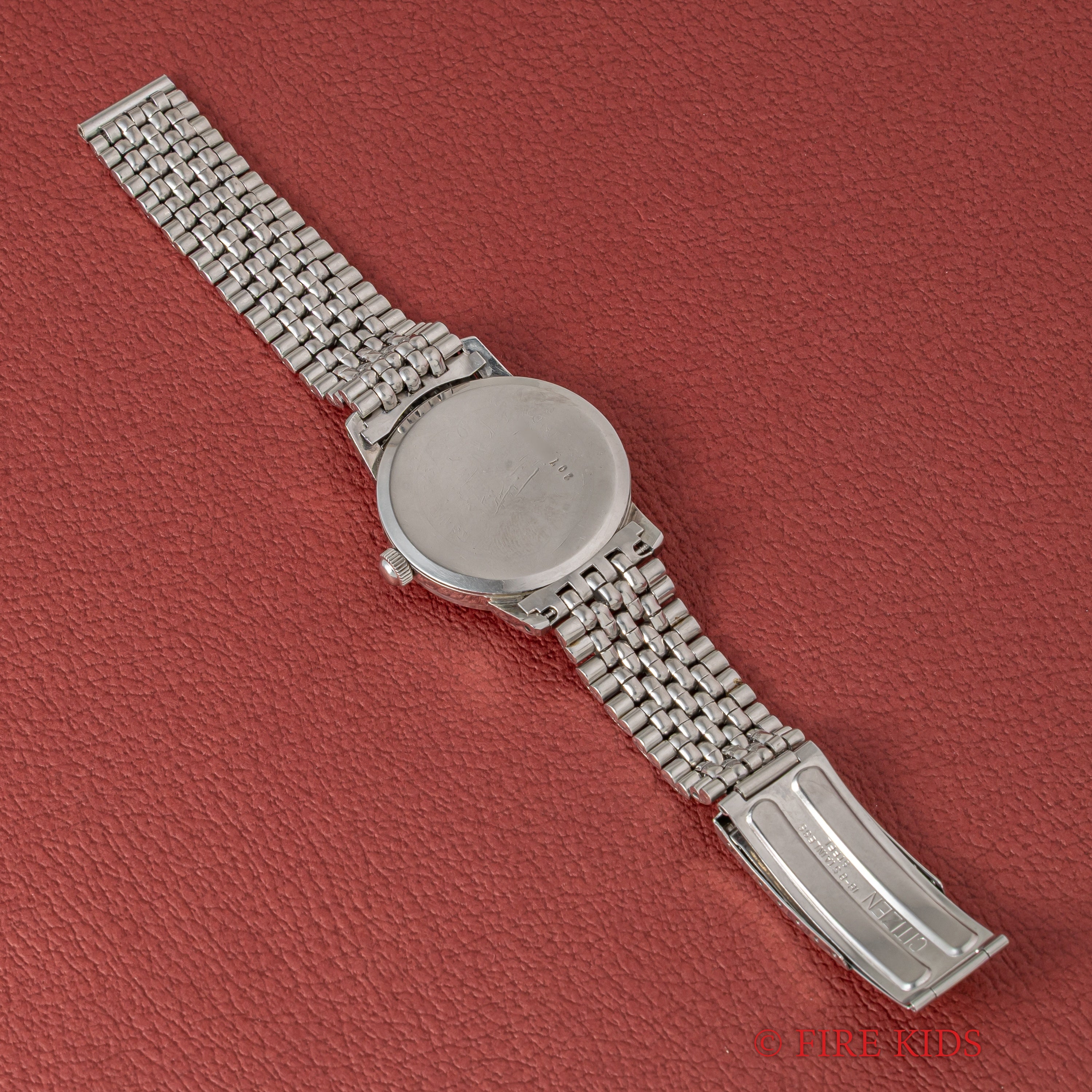 シチズン デラックス 1962年製 ラウンド ブレス付き 手巻き パラウォーター 防水スナップ