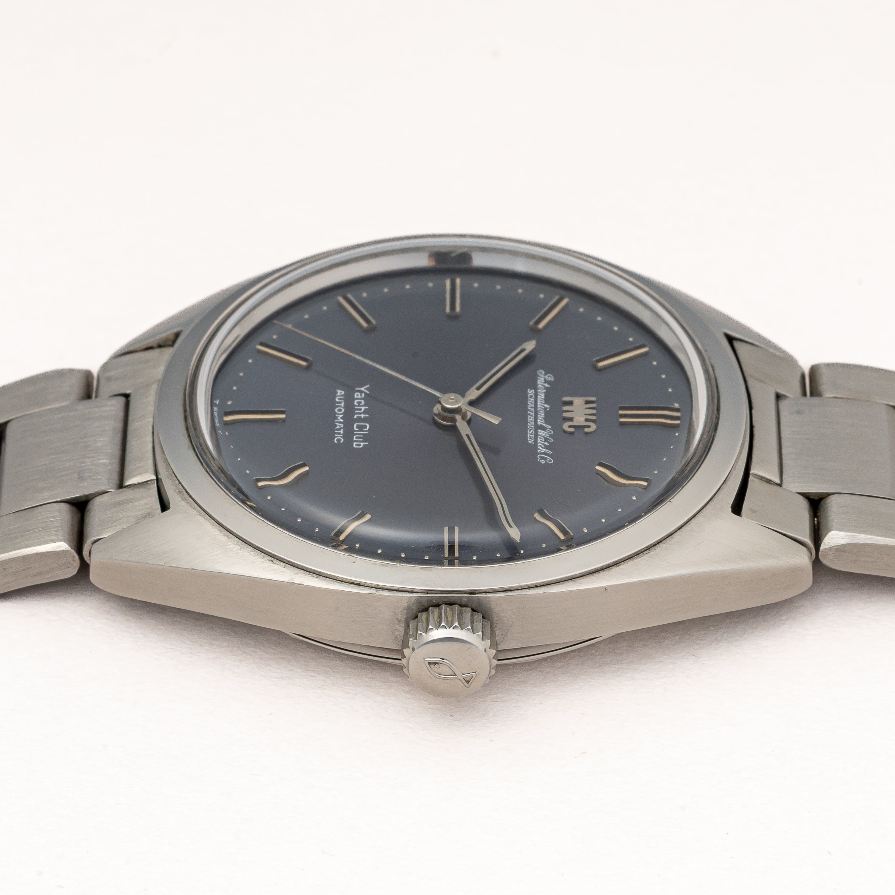 IWC ヨットクラブ 1967年製 Ref.R811AD オリジナルブルーダイヤル ペラトン式自動巻き Cal.854 お魚リューズ ノンデイト ブレス付き