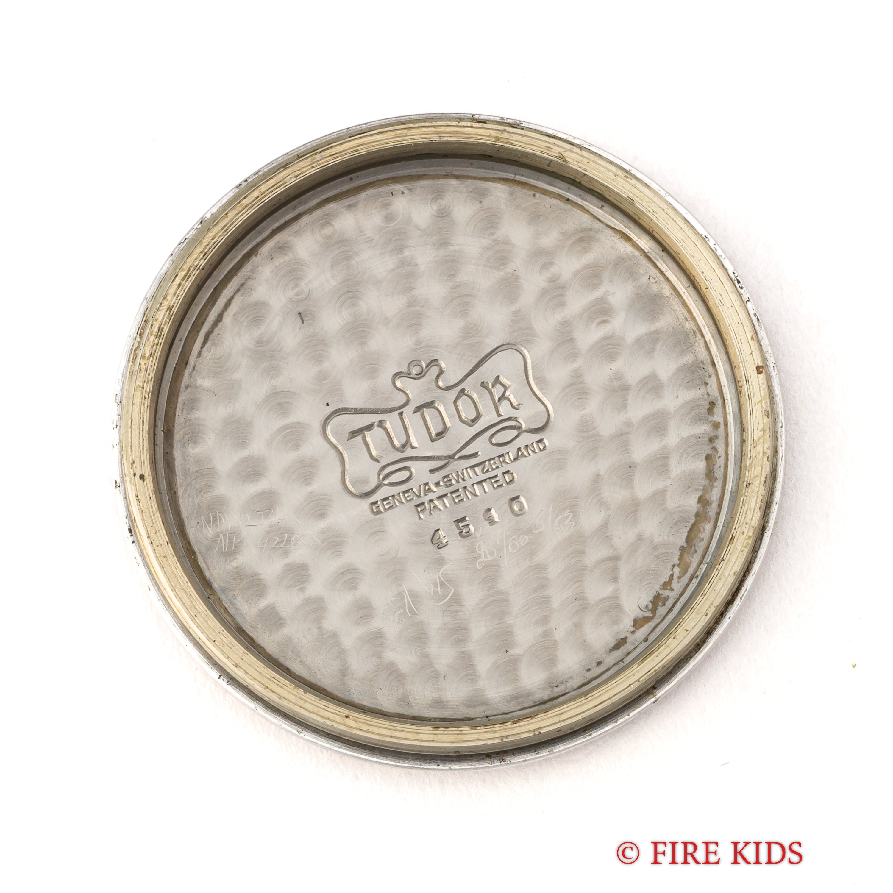 チューダー  盾薔薇オイスター 1950年代製 手巻き 飛びアラビアダイヤル