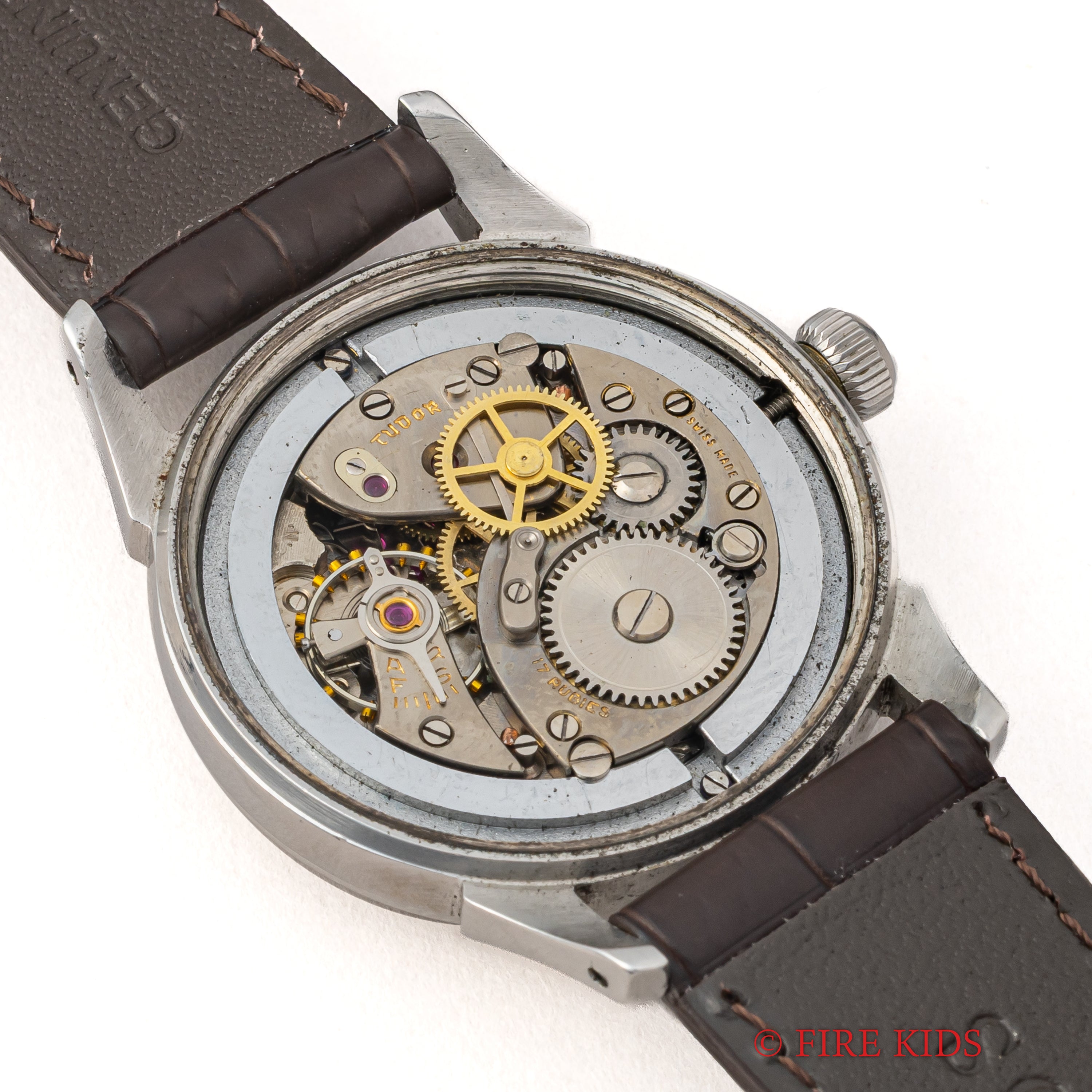 チューダー  盾薔薇オイスター 1950年代製 手巻き 飛びアラビアダイヤル