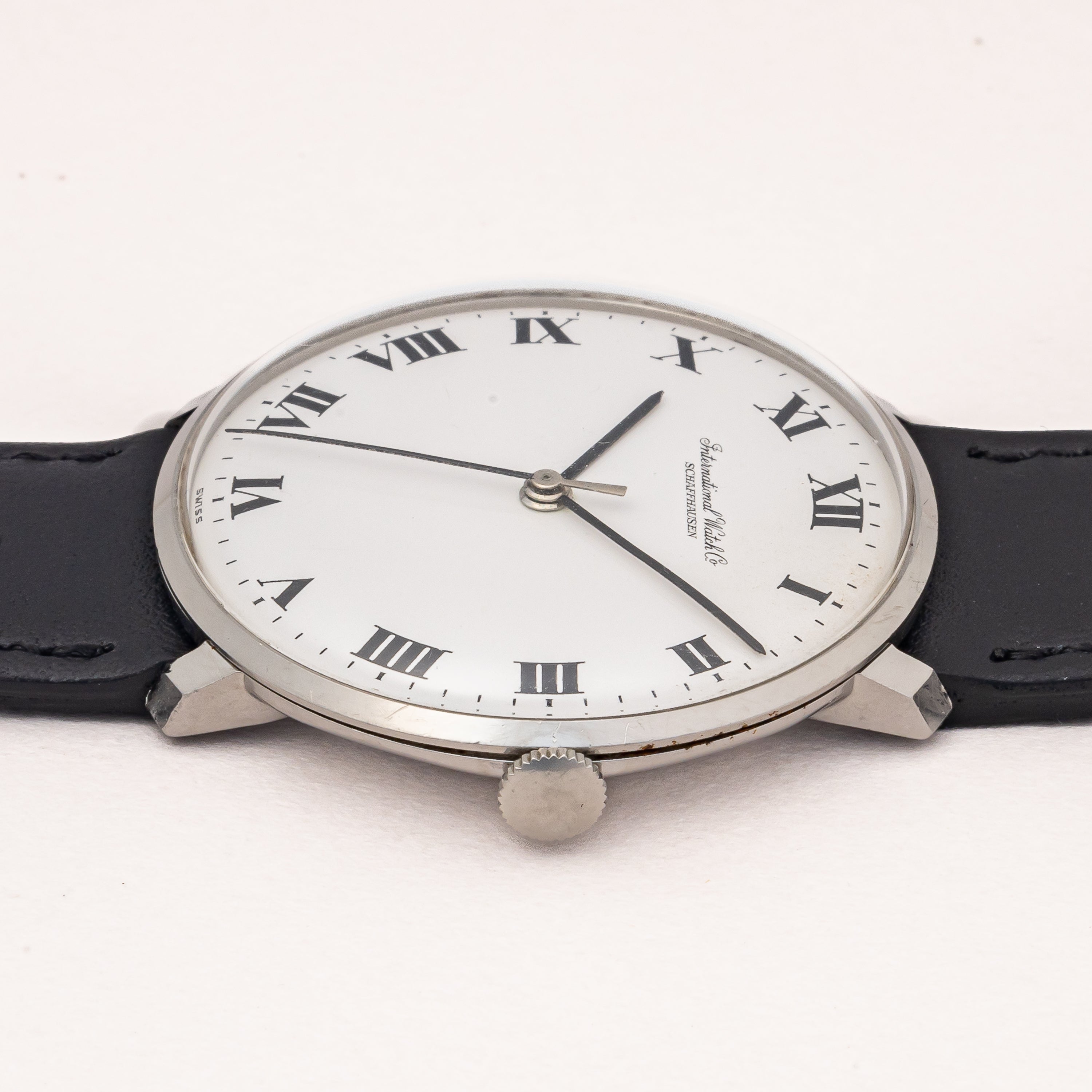 IWC ラウンドケース 1970年製(昭和45年製) Ref.1410 手巻き Cal.402 ホワイトローマンダイヤル