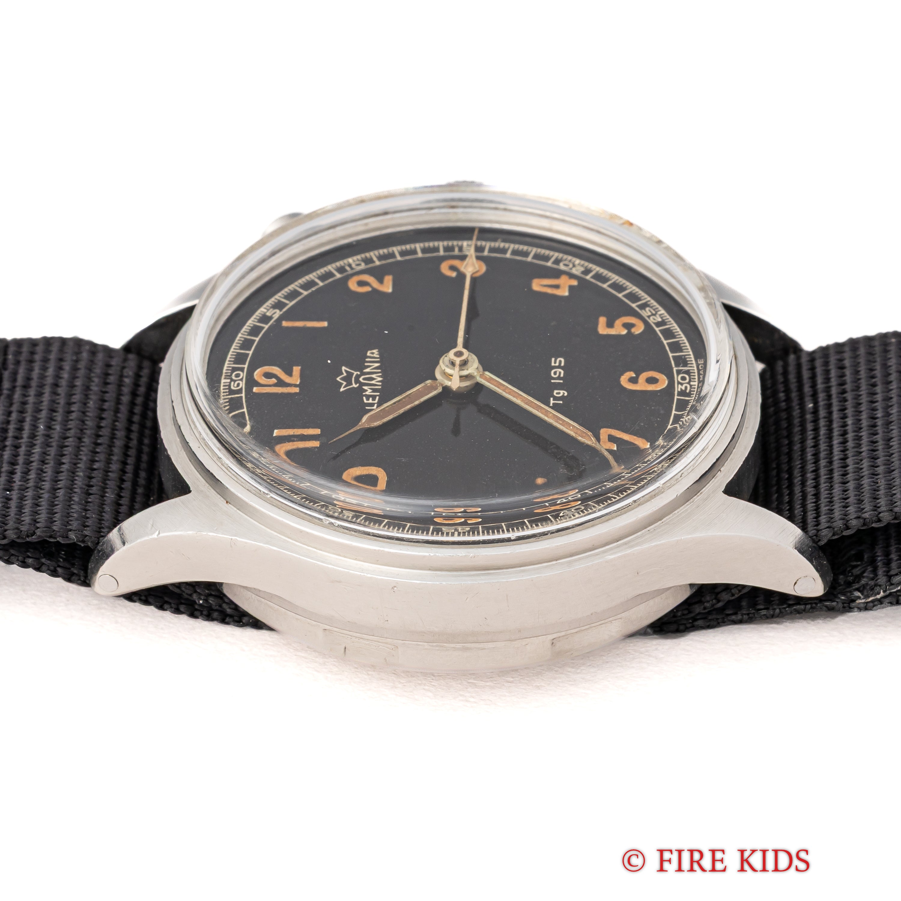 レマニア スウェーデン軍 ワンプッシュクロノ TG195 1958年支給品