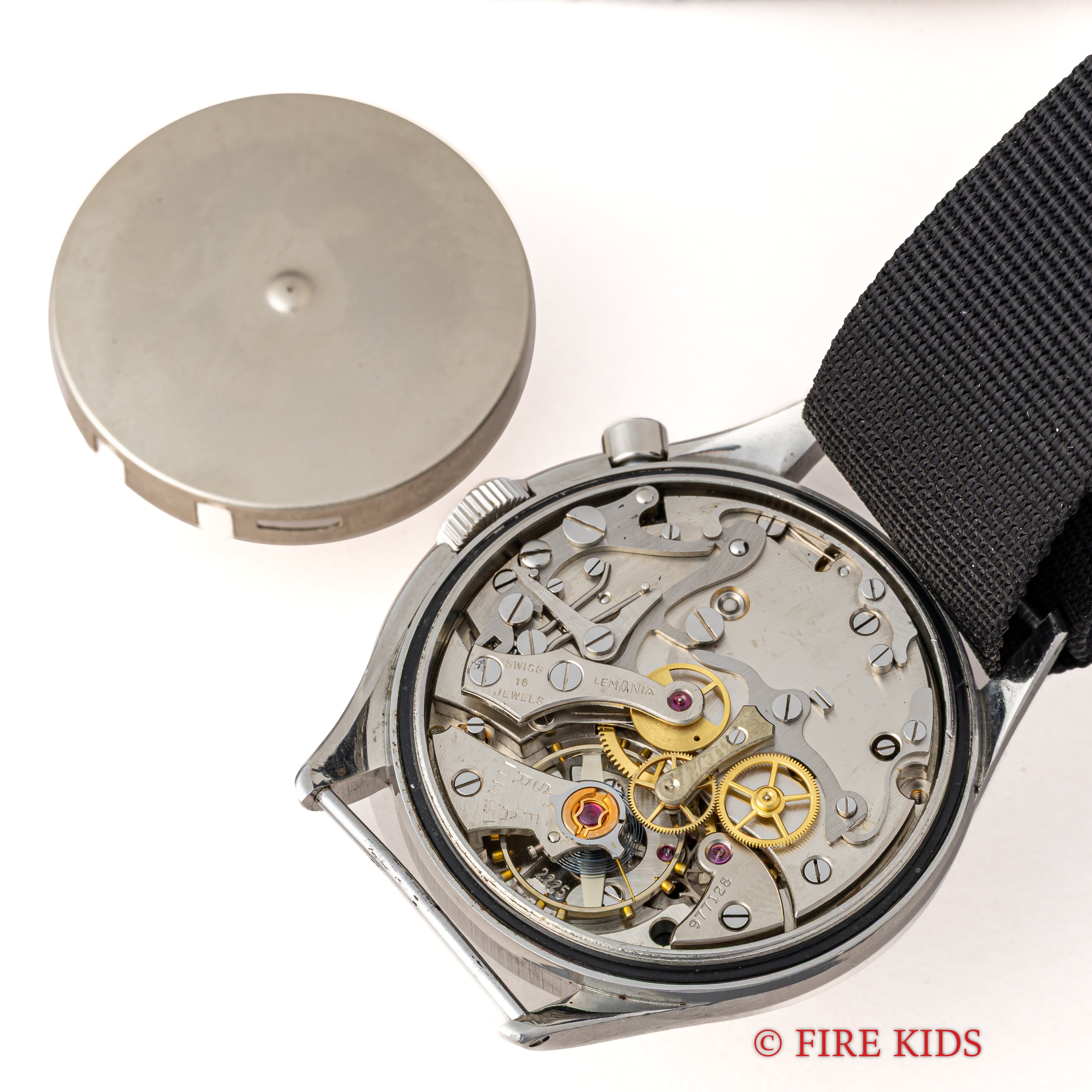 レマニア スウェーデン軍 ワンプッシュクロノ TG195 1958年支給品