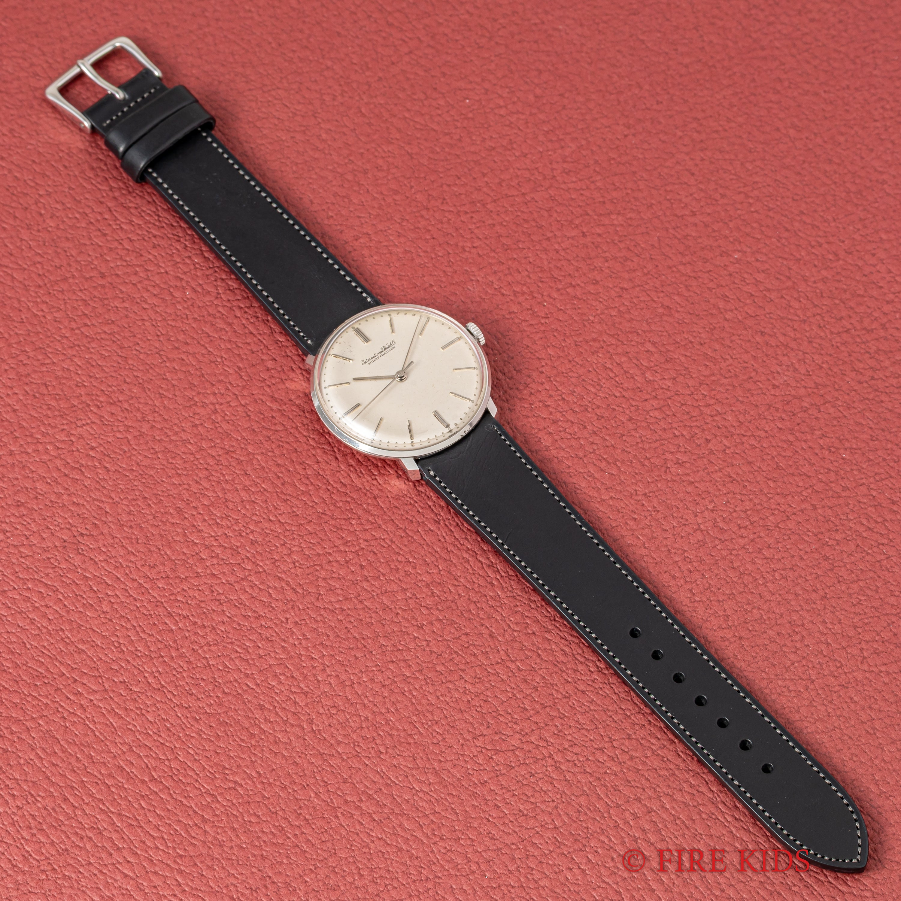 IWC ラウンドケース 1961年製 手巻き Cal.401