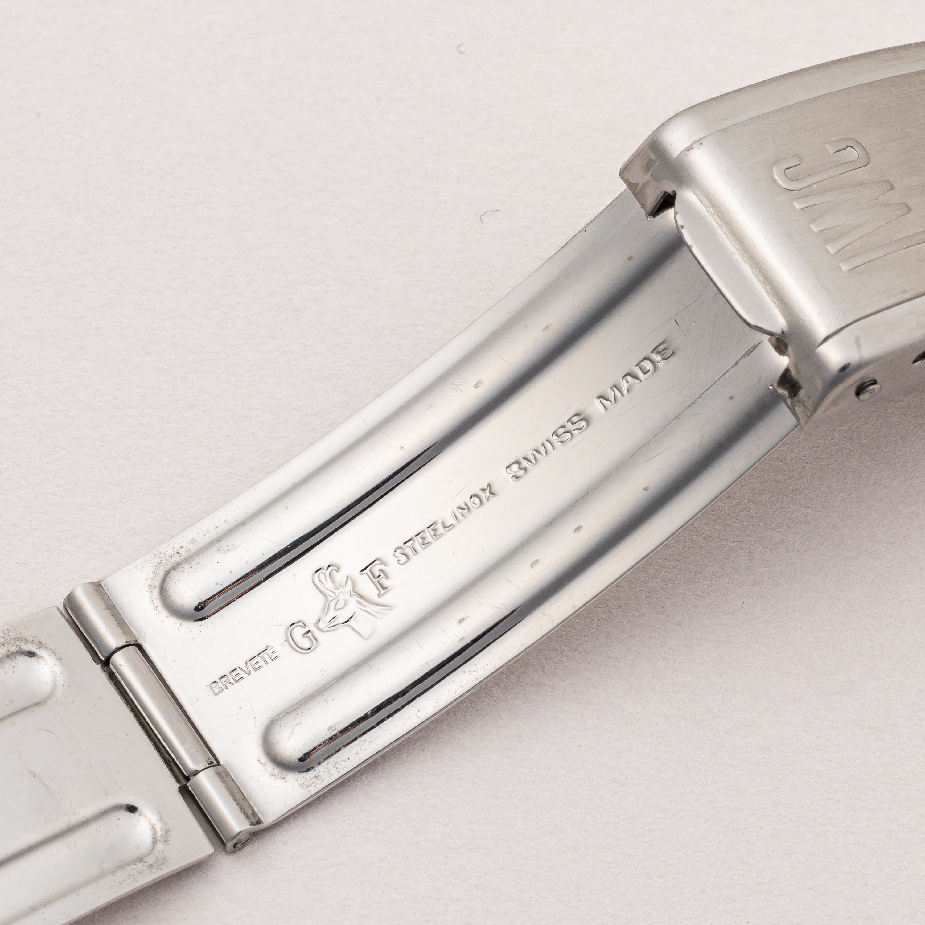 IWC ヨットクラブ 1972年製 Ref.R811AD お魚リューズ  Cal.8541B 純正ゲイフレアーブレス付き