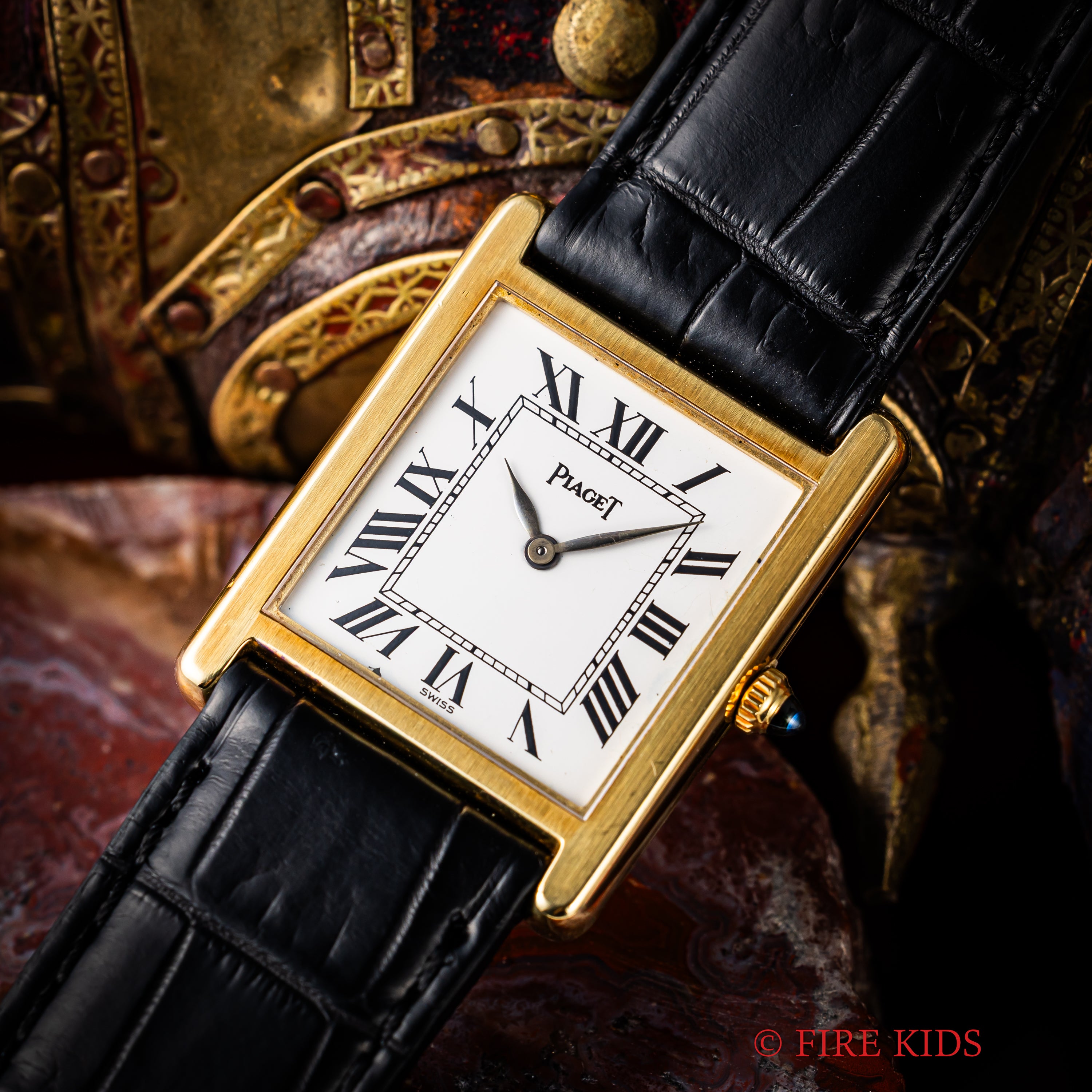 ピアジェ 18金無垢 トラディション タンク  1980年代製 手巻きCal.9P2 Ref.90802D