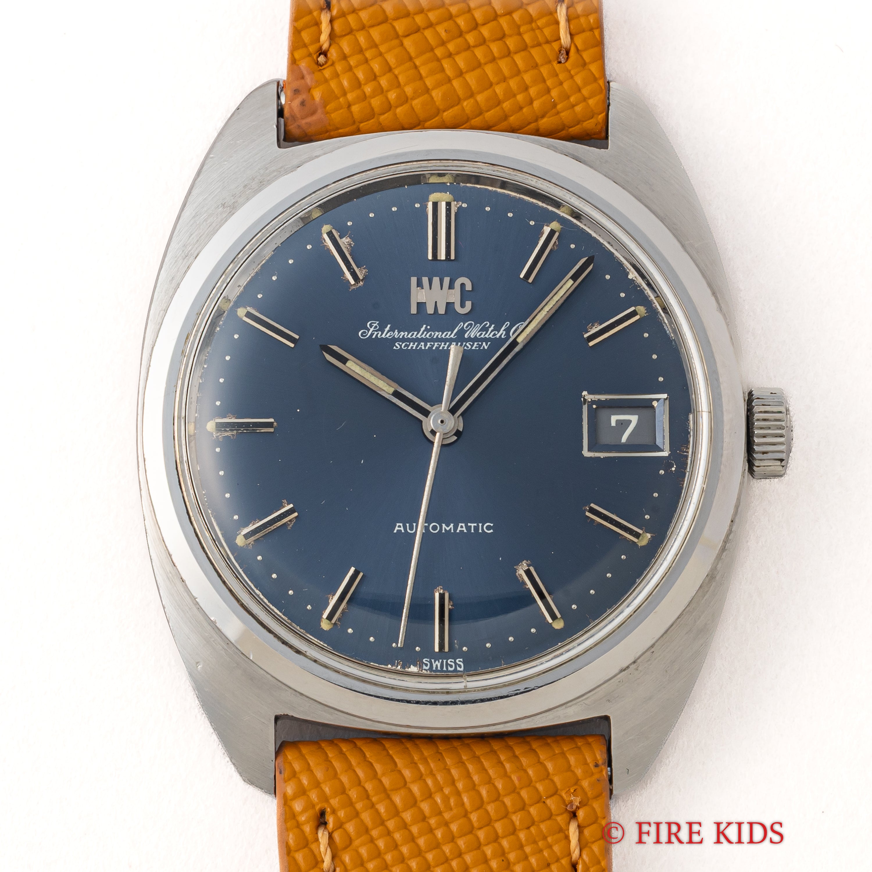 IWC トノーケース 1974年製 Ref.1827 ブルーダイヤル Cal.8541B ペラトン式自動巻き