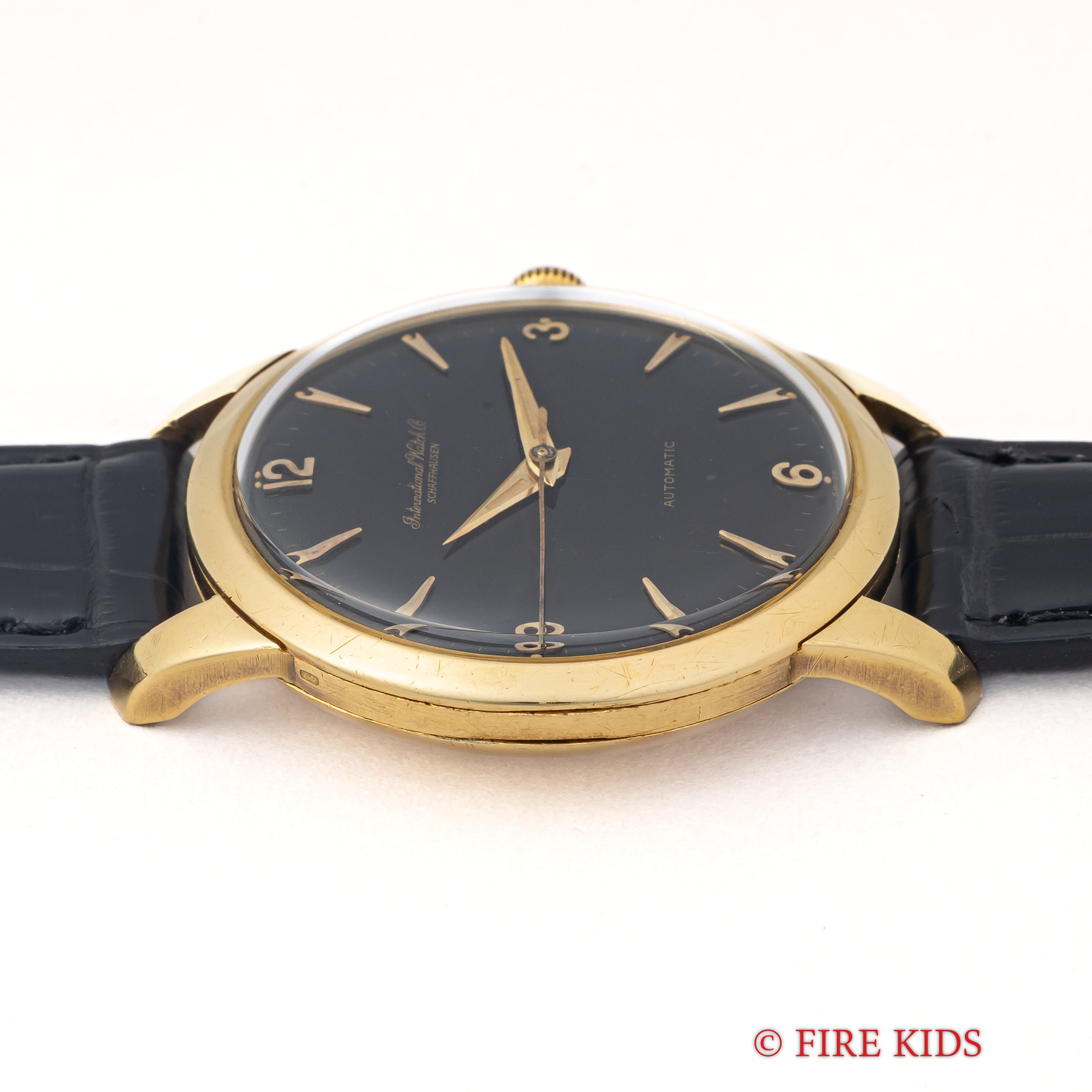 IWC 18金無垢ラウンドケース  1954年製 ブラックミラーダイヤル ペラトン式自動巻Cal.852