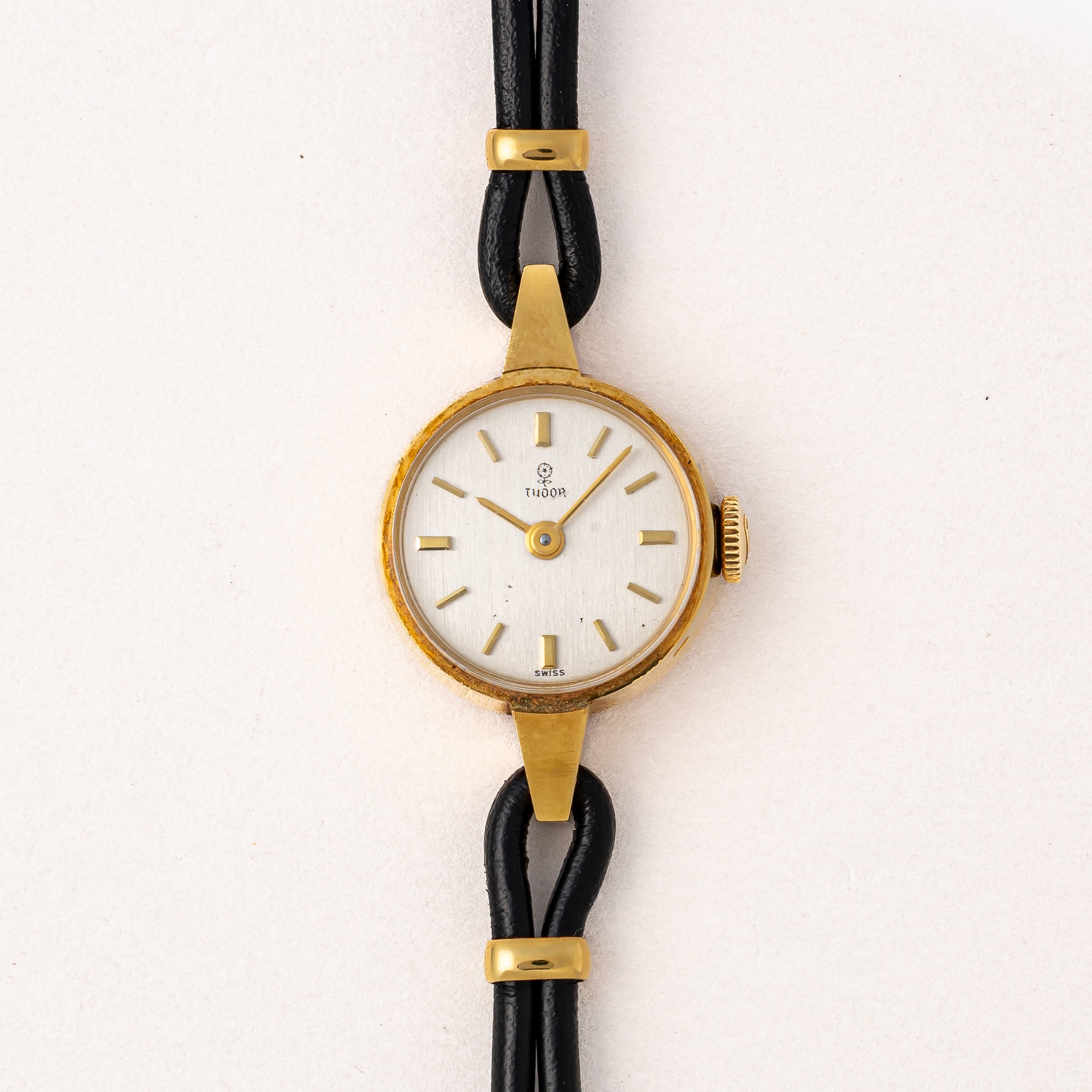 チューダー 18金無垢レディースウォッチ 1960年代製 小バラロゴ 王冠リューズ